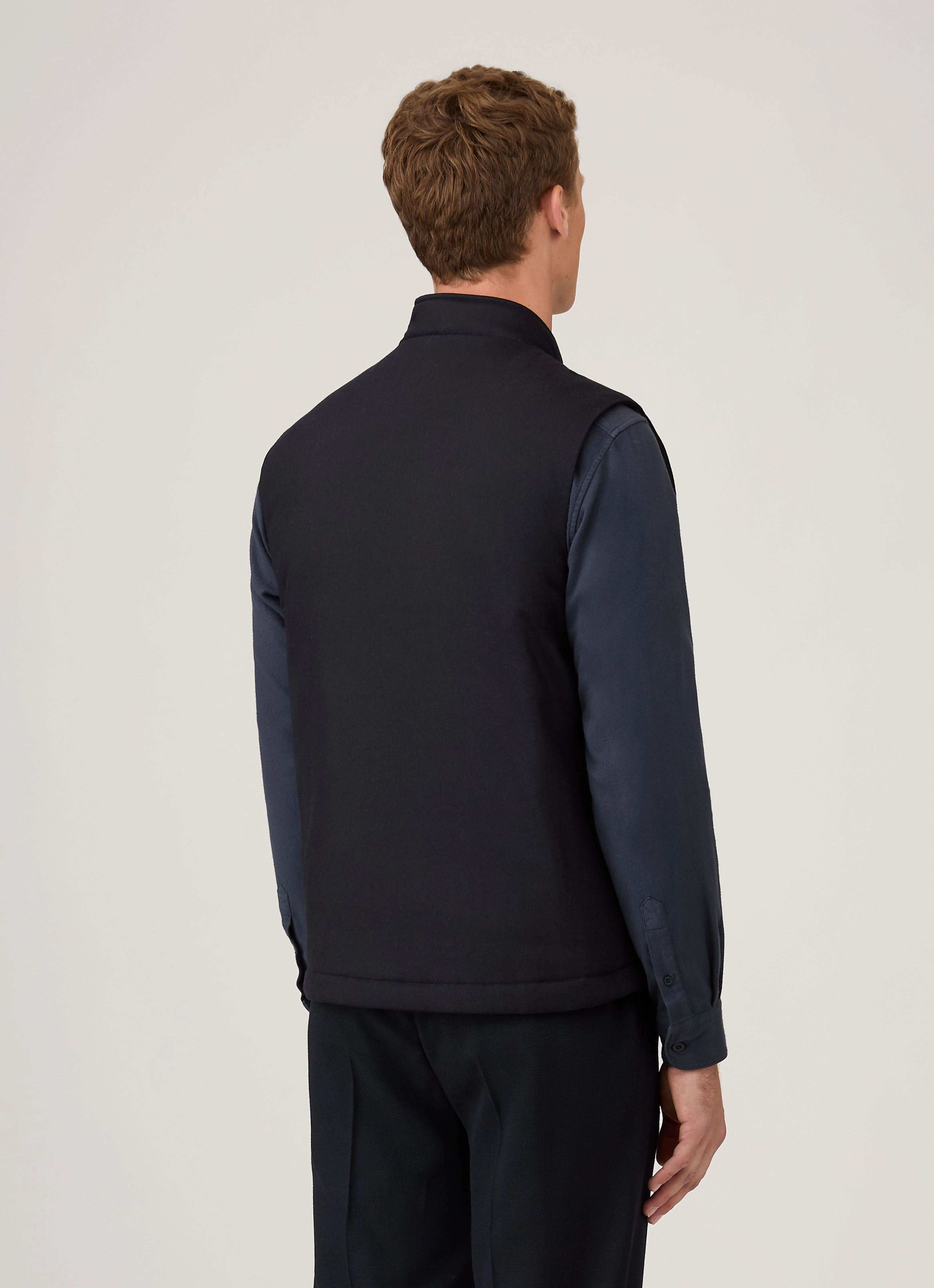 Men's Wool Cashmere Gilet in Navy art expo