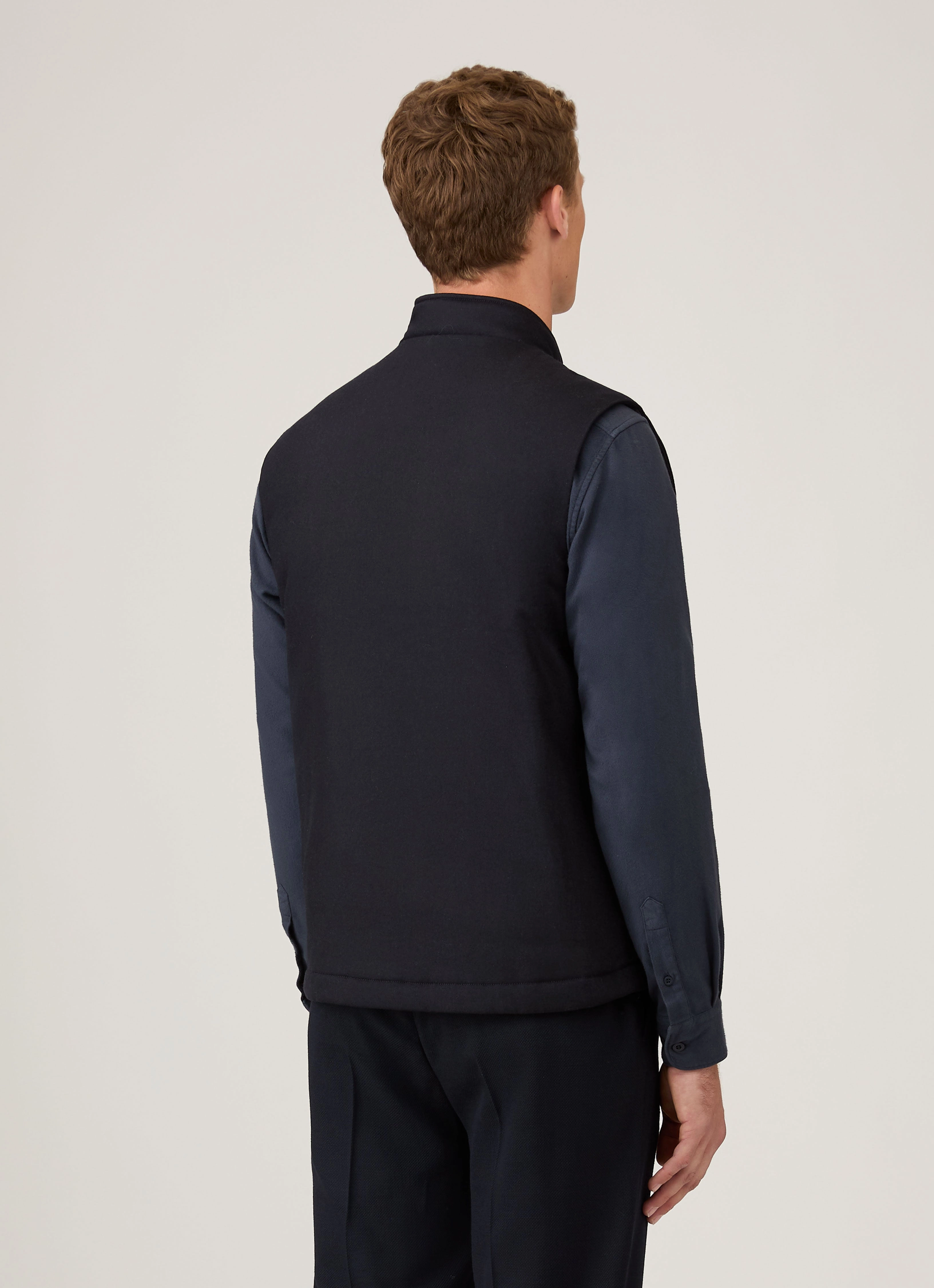 Men's Wool Cashmere Gilet in Navy art expo