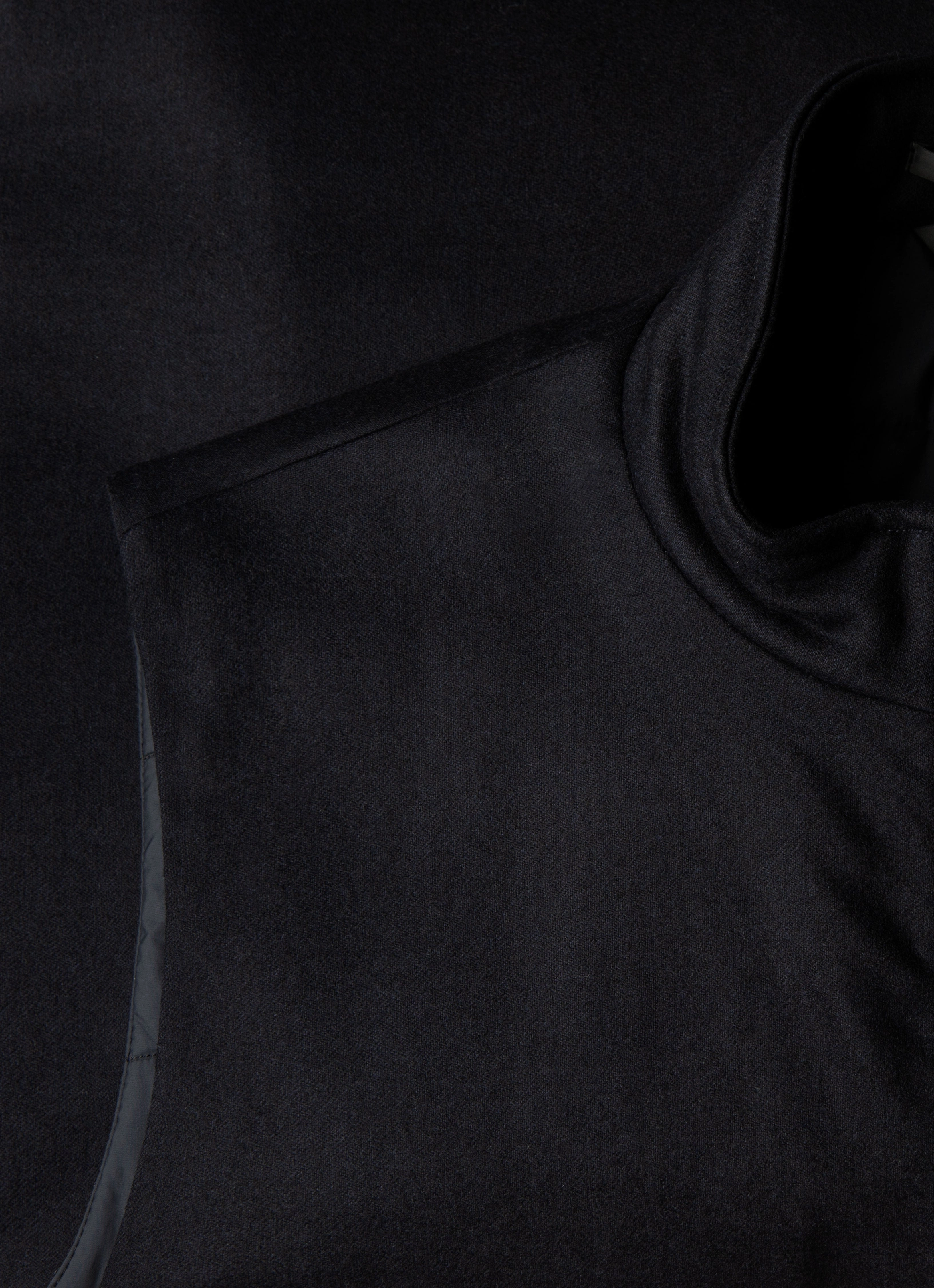 Men's Wool Cashmere Gilet in Navy art expo