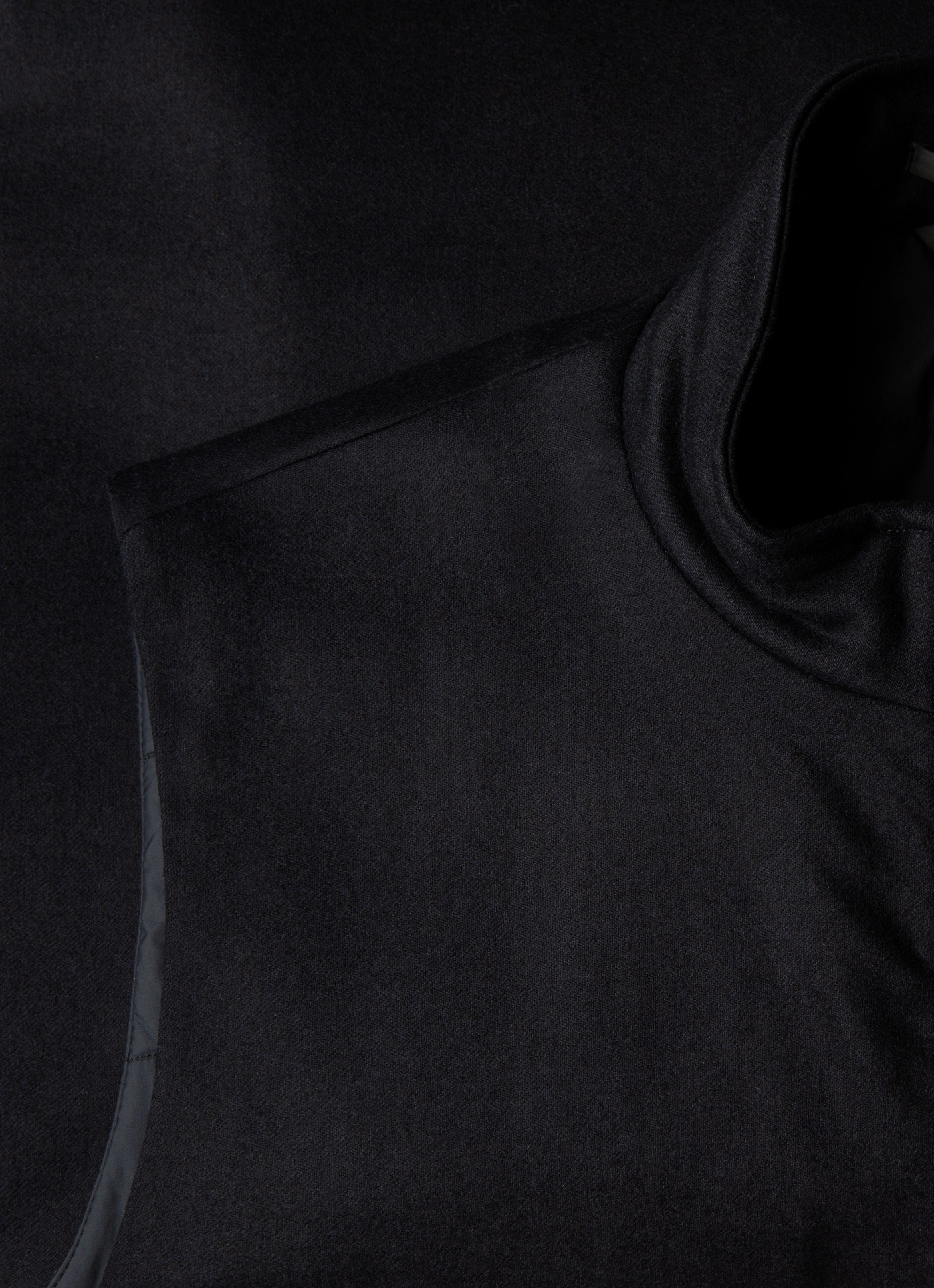 Men's Wool Cashmere Gilet in Navy art expo