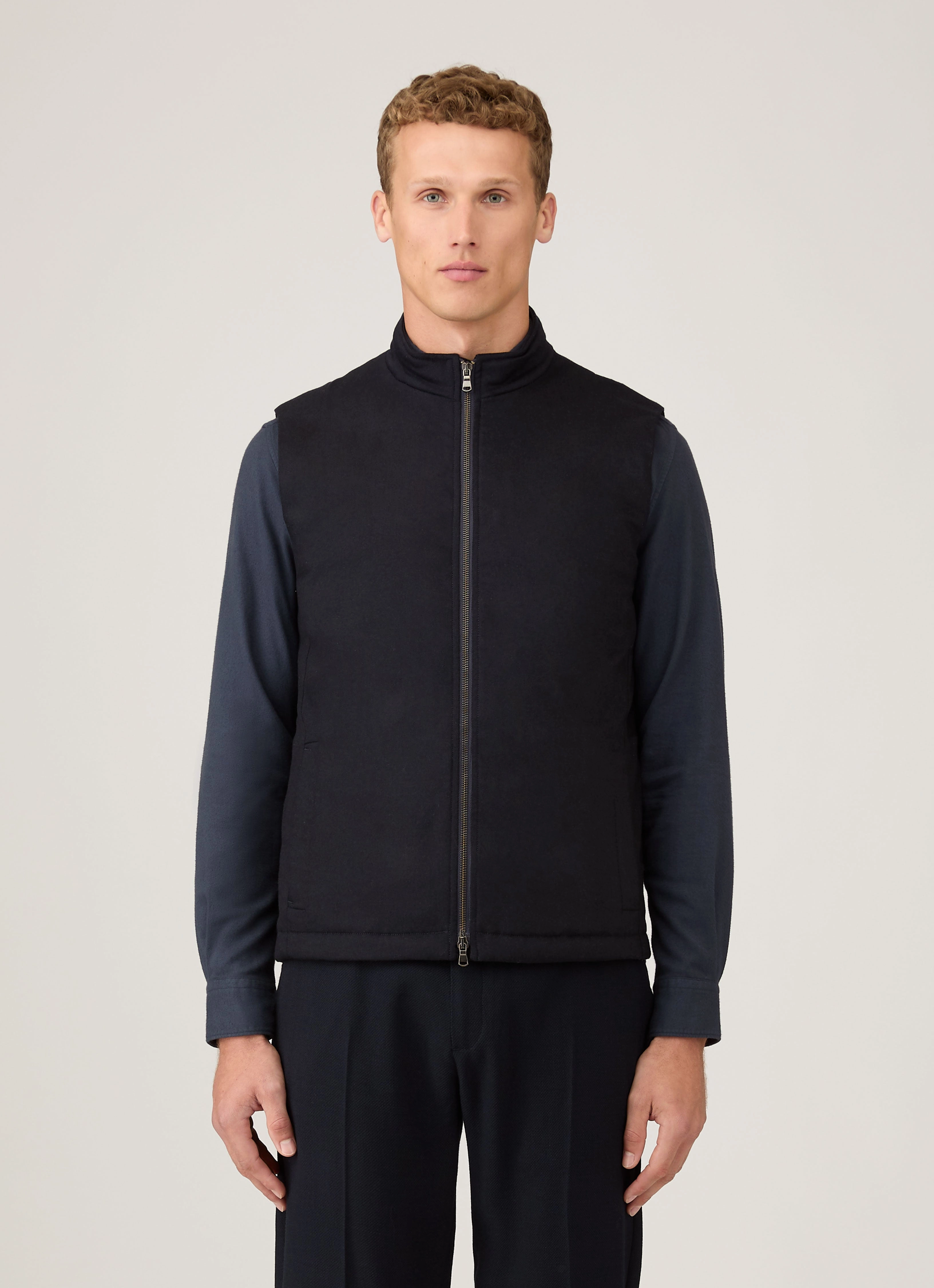 Men's Wool Cashmere Gilet in Navy art expo