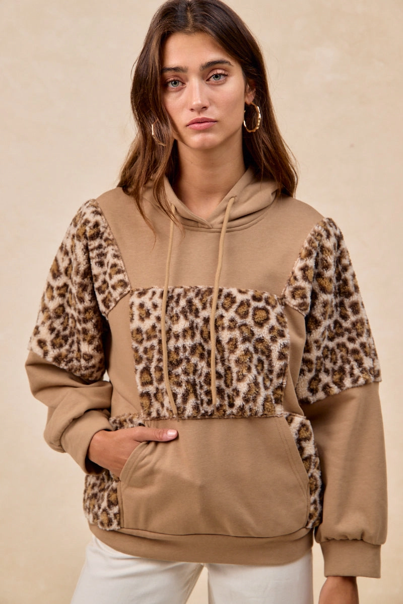 IT4539K-01 | FRENCH TERRY MIX AND MATCH LEOPARD SWEATSHIRTS TOP Sequin-Detail