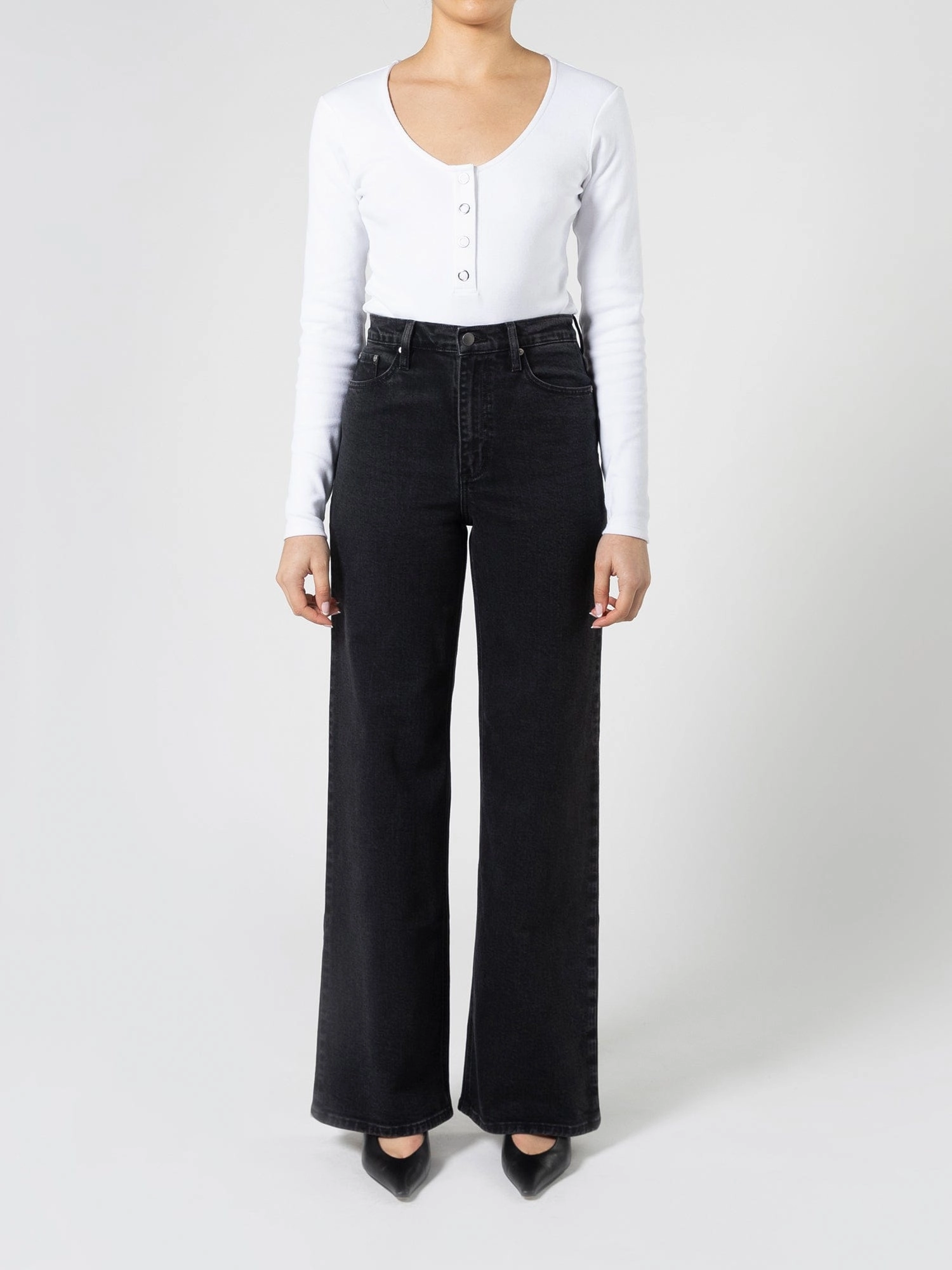 Milla Jean Long Shadow Black Vintage Silhouette