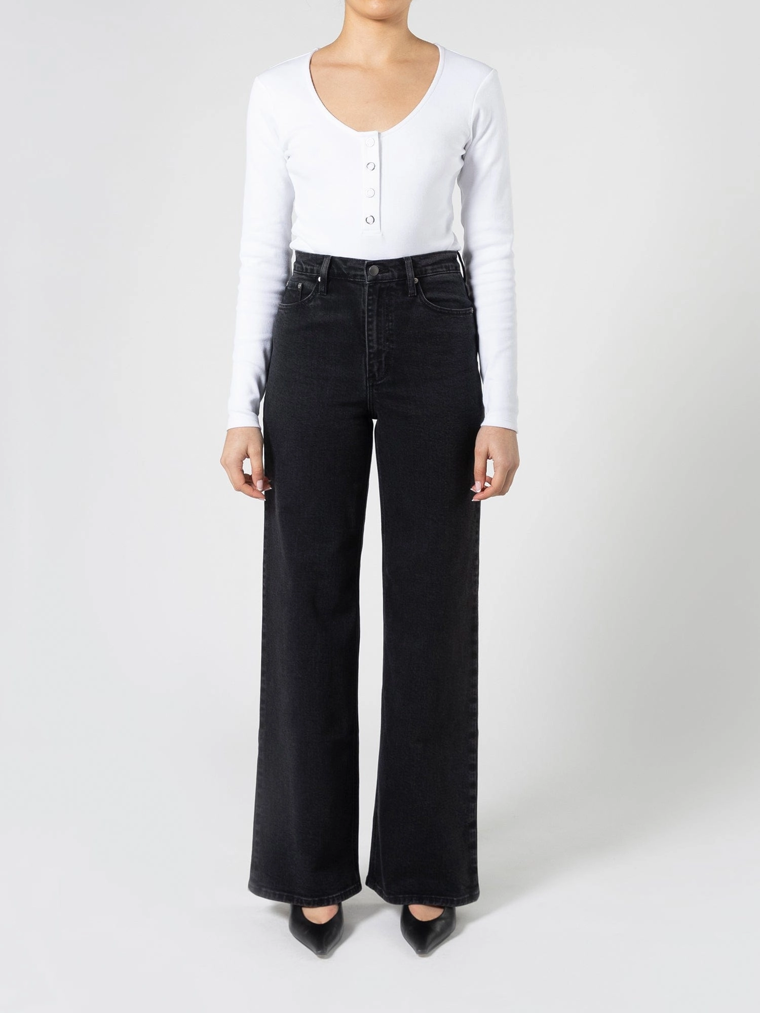 Milla Jean Long Shadow Black Vintage Silhouette