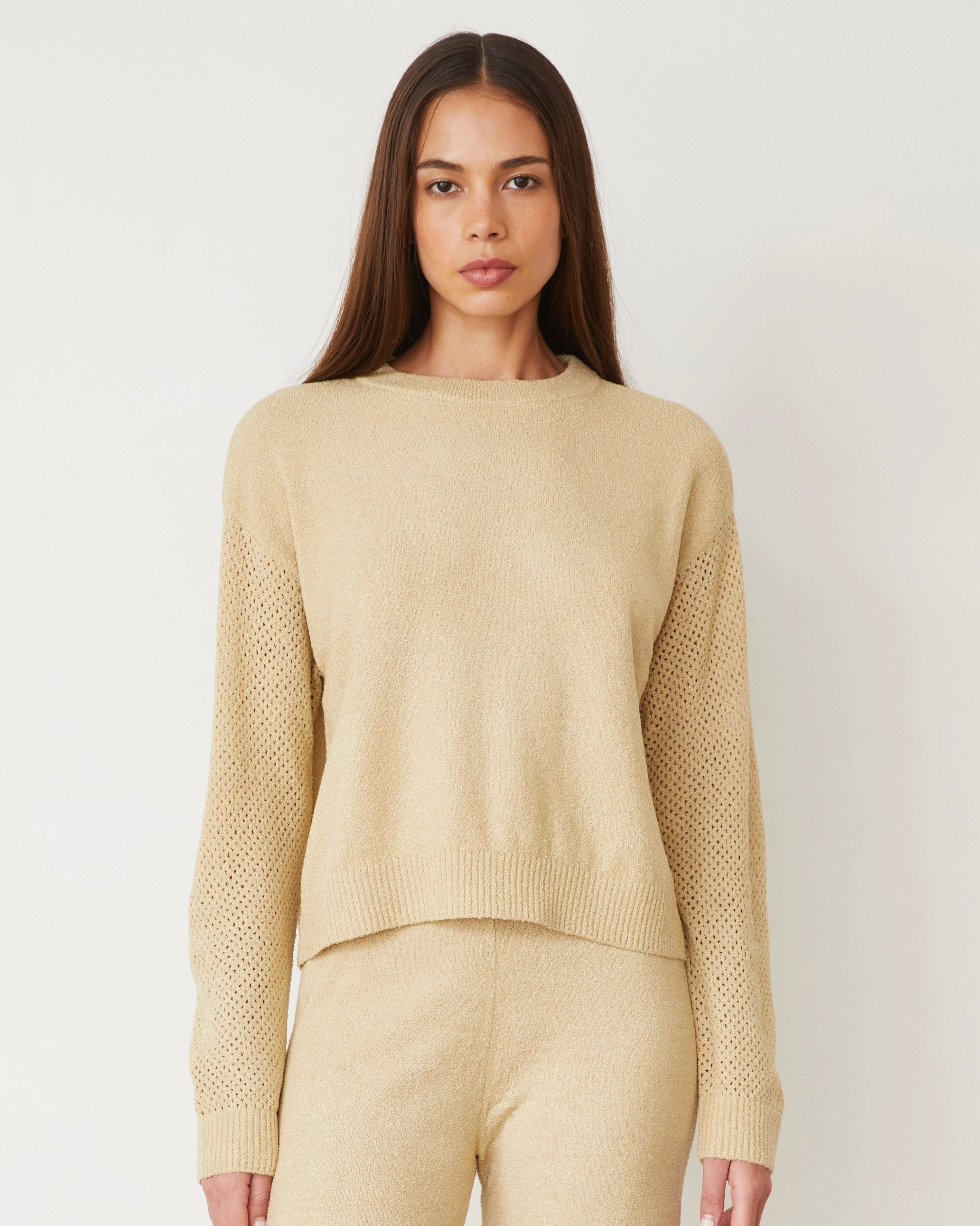 Minimal Cut Boucle Knit Mesh Mixed Sweater