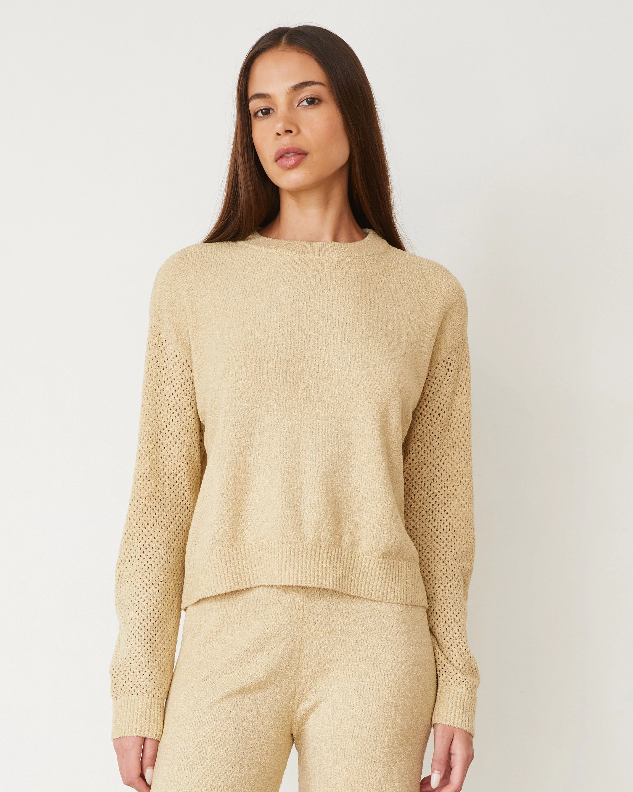 Minimal Cut Boucle Knit Mesh Mixed Sweater