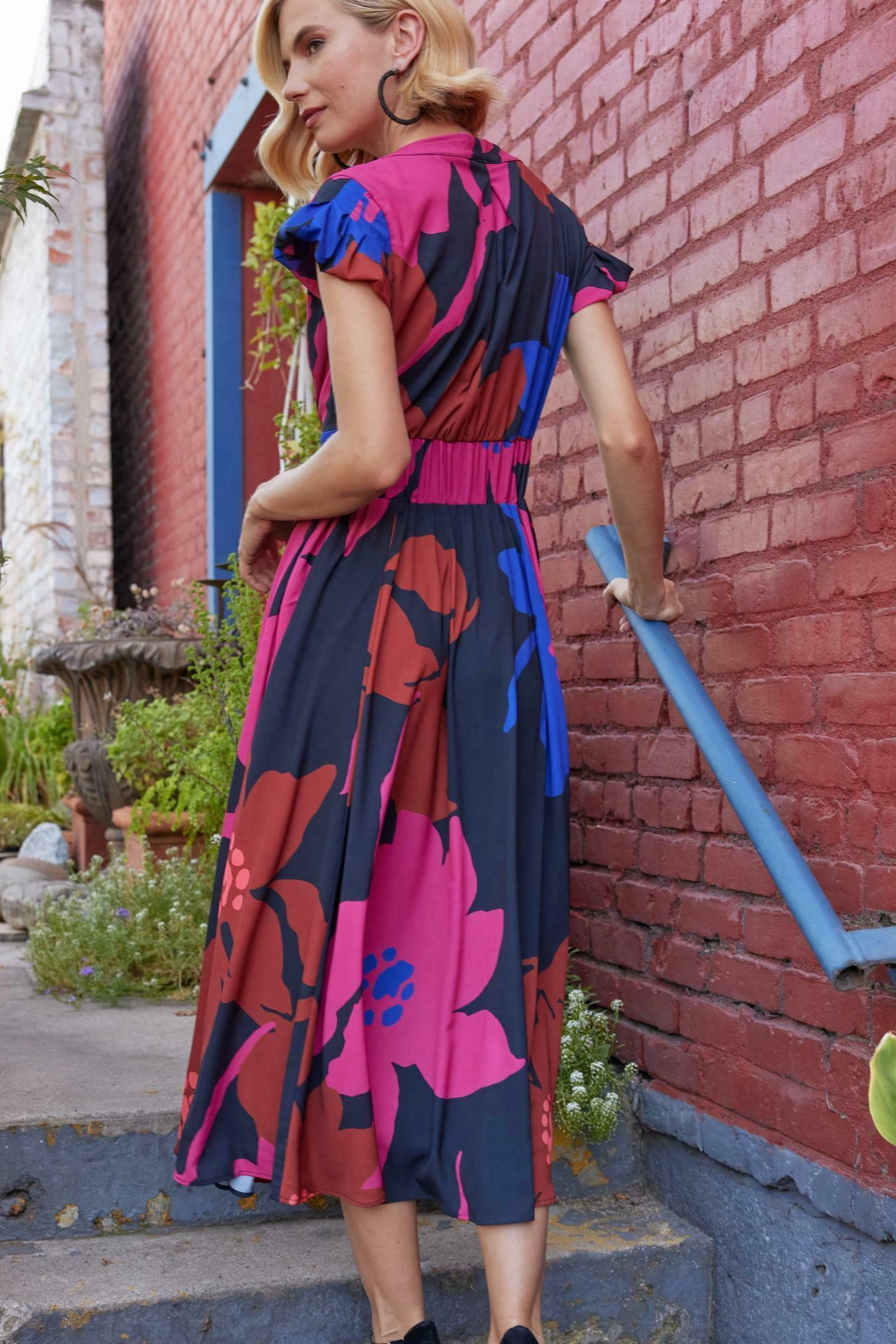 Misty Dress - Bold Bloom Easy and Elegant