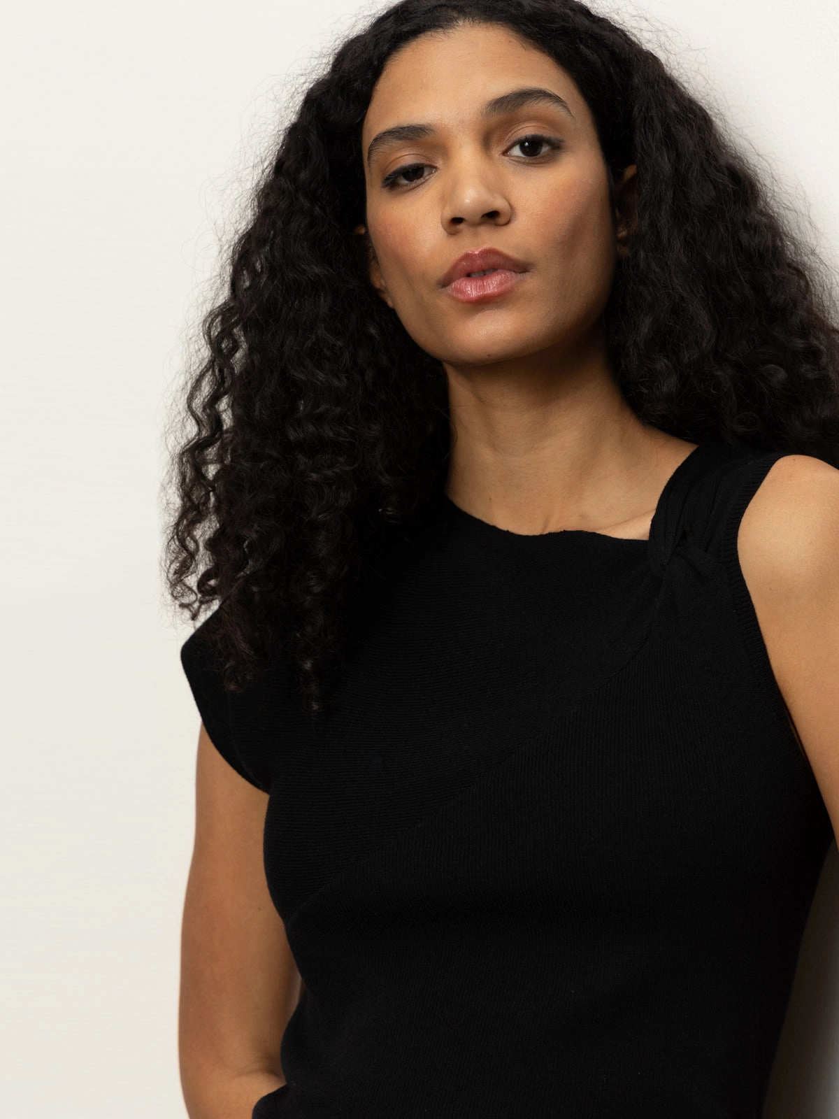 Modern Look Shoulder Twist Top Black