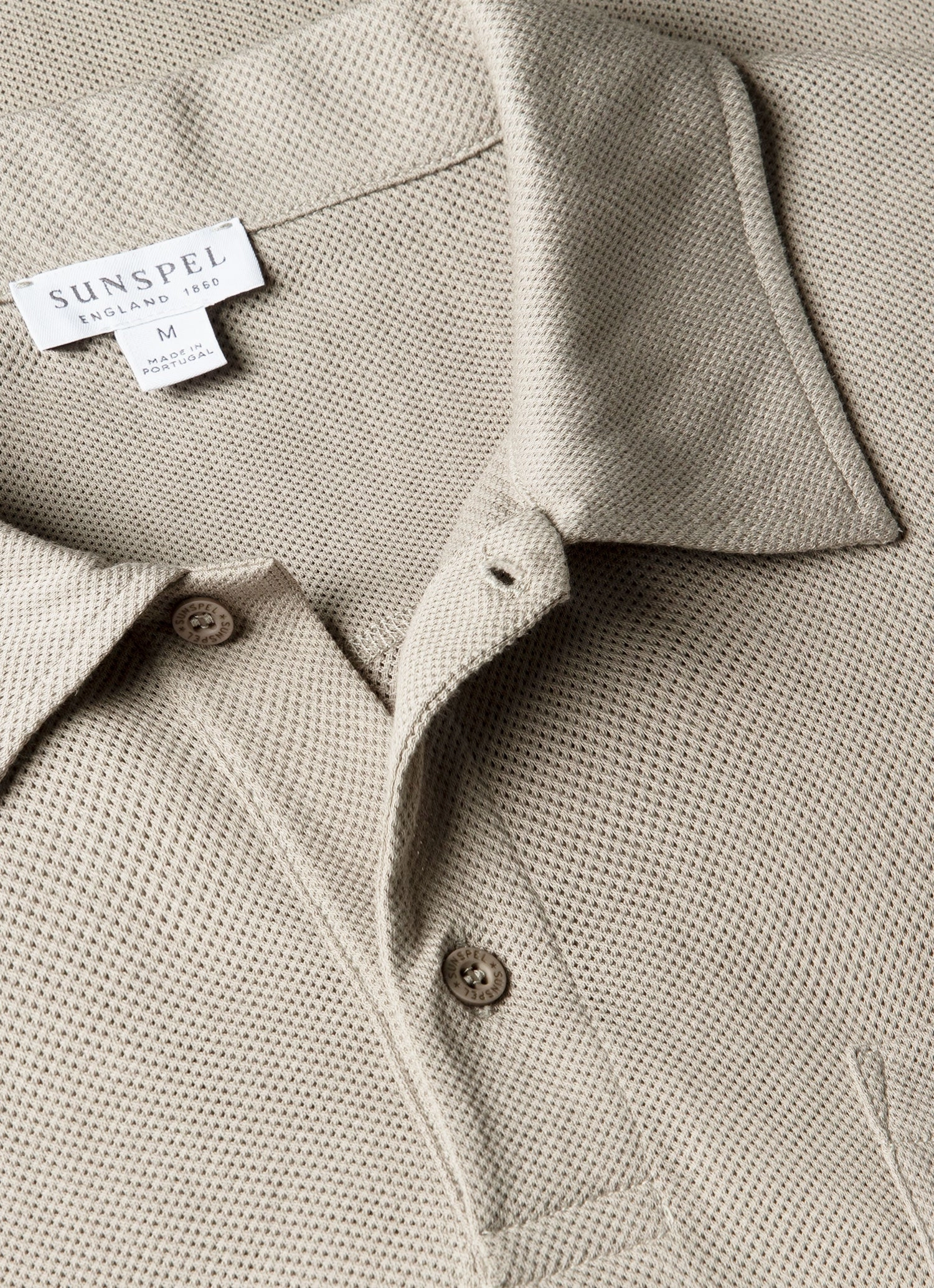 Modern Look Travel Men's Riviera Polo Shirt in Fog