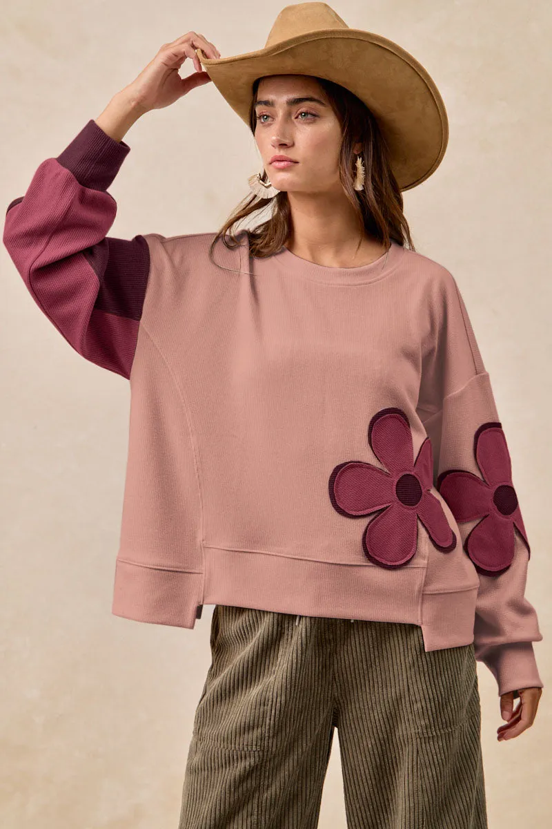 Practical Cold Piece All Day Wear IT3518S-02 | TEXTURED RIB FLOWER PATCHWORK TOP WITH UNEVEN HEM