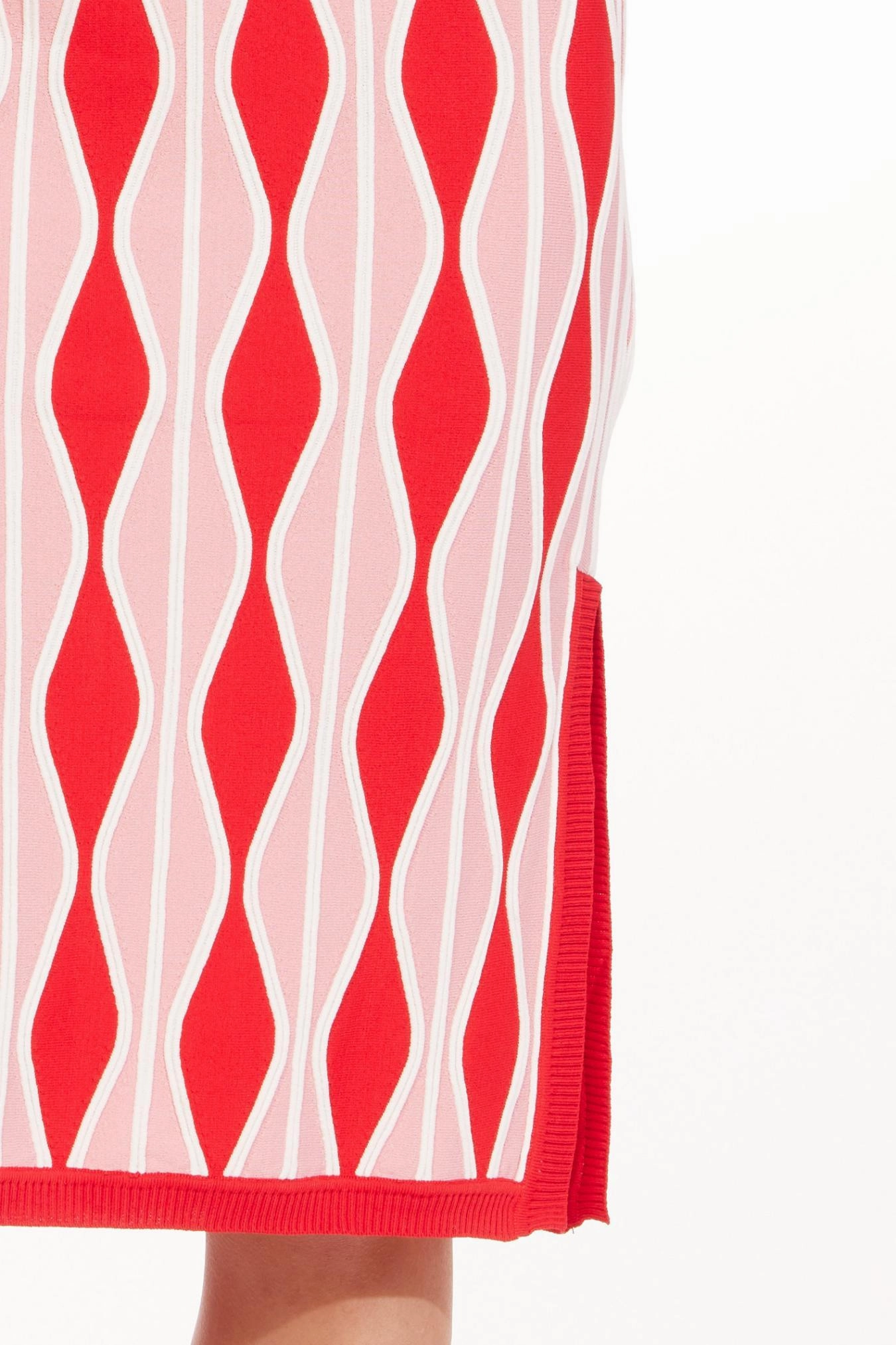 Niska Skirt - Harlequin Pink Bold Look