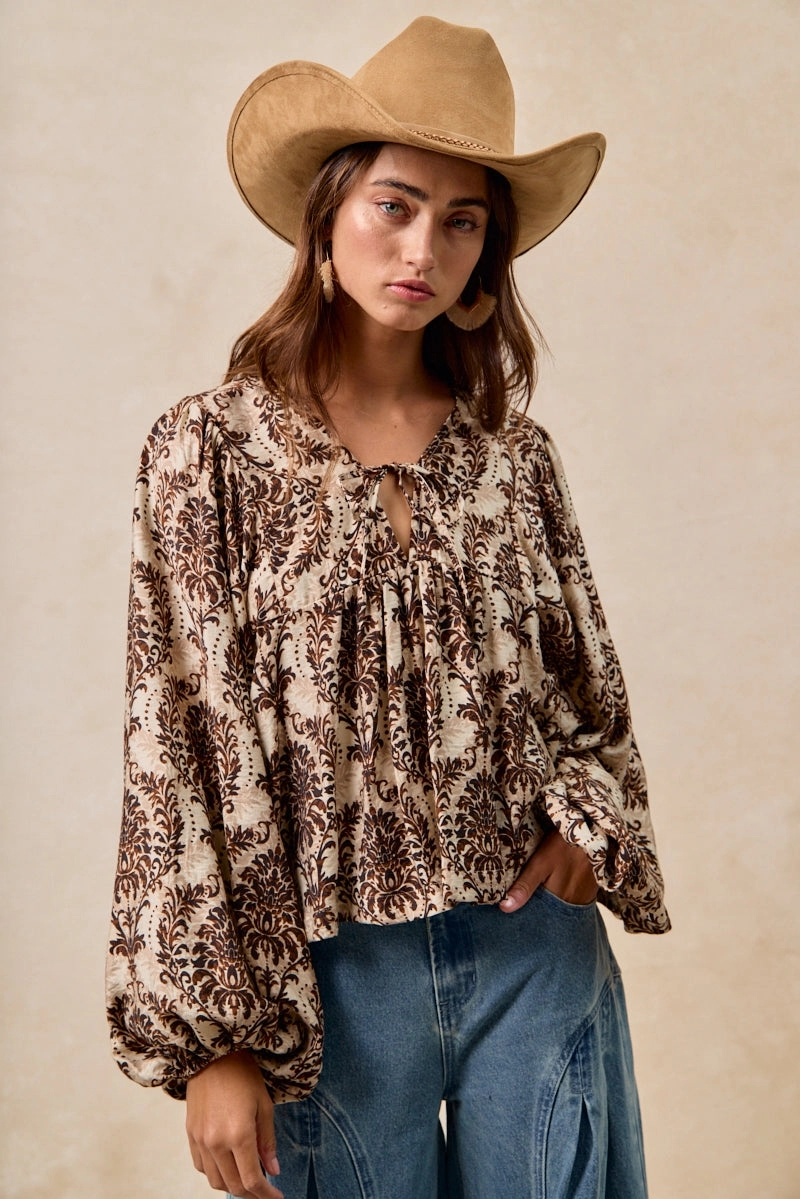 IT4534S-04 | PRINTED WOVEN FRONT TIED TOP WITH BALOON SLEEVE Flowy legs Seasonal Basic