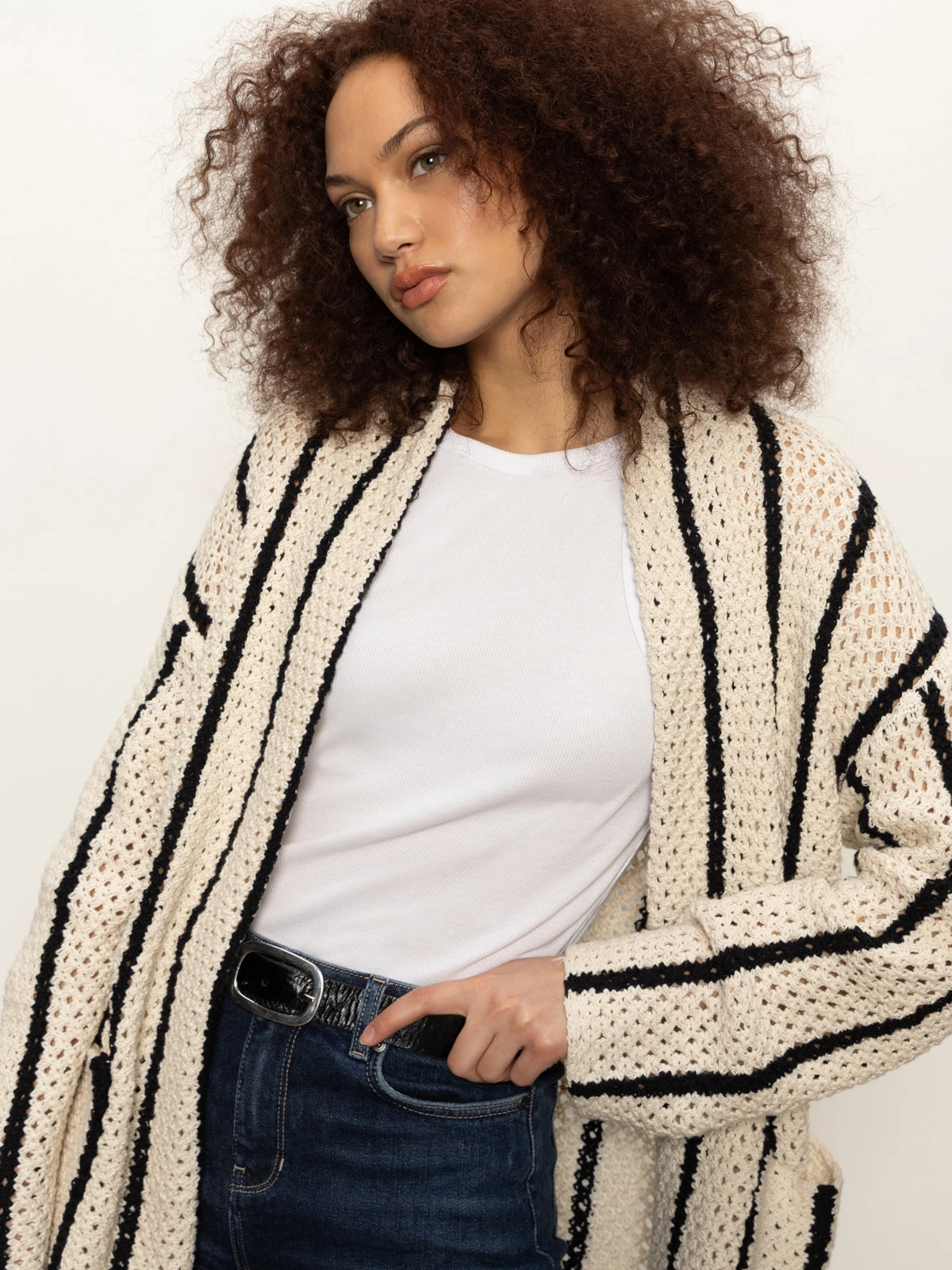 Openwork Beach Cardi Chalk Black Stripe Date Outfit
