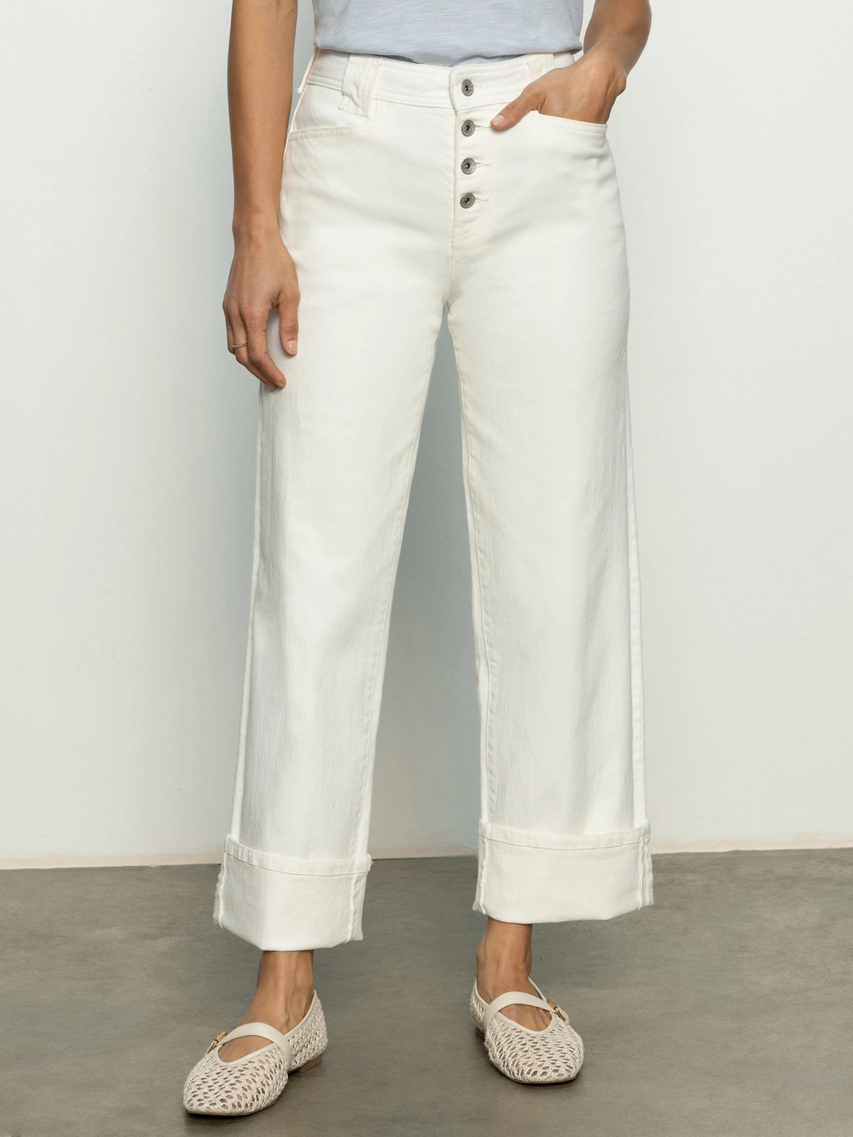Fashionable Cut Luna Cuffed Standard Rise Jeans Bleached White