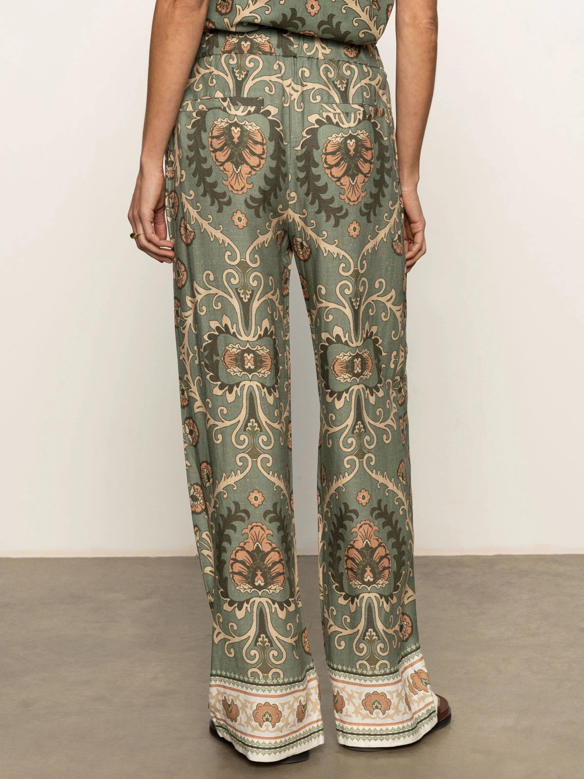 Perfect Stretch The Soft Semi High Rise Trouser Mezzo Sage