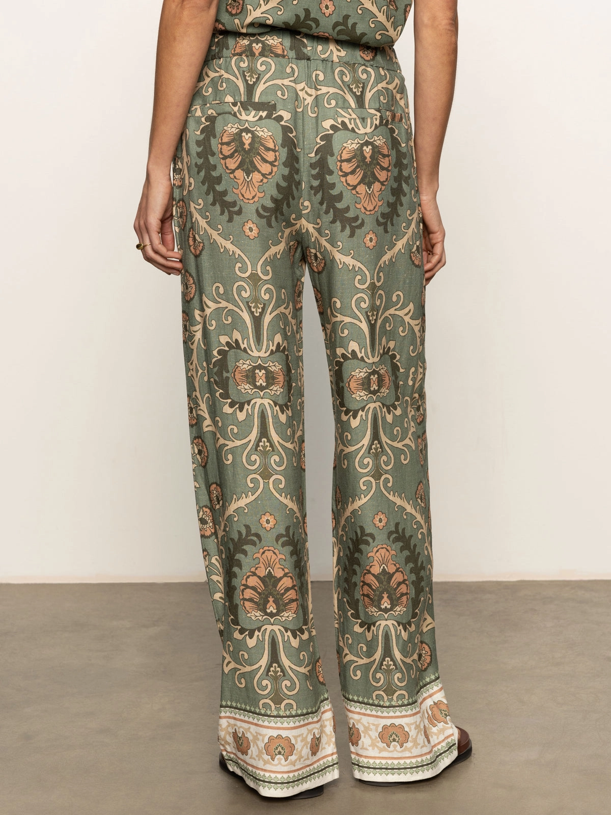 Perfect Stretch The Soft Semi High Rise Trouser Mezzo Sage