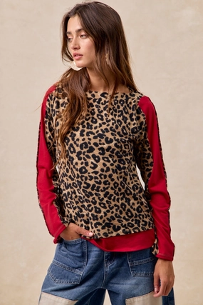 Blackout fabric IT4464S-02 | LEOPARD THERMAL KNIT WITH CONTRAST BOAT NECK TOP