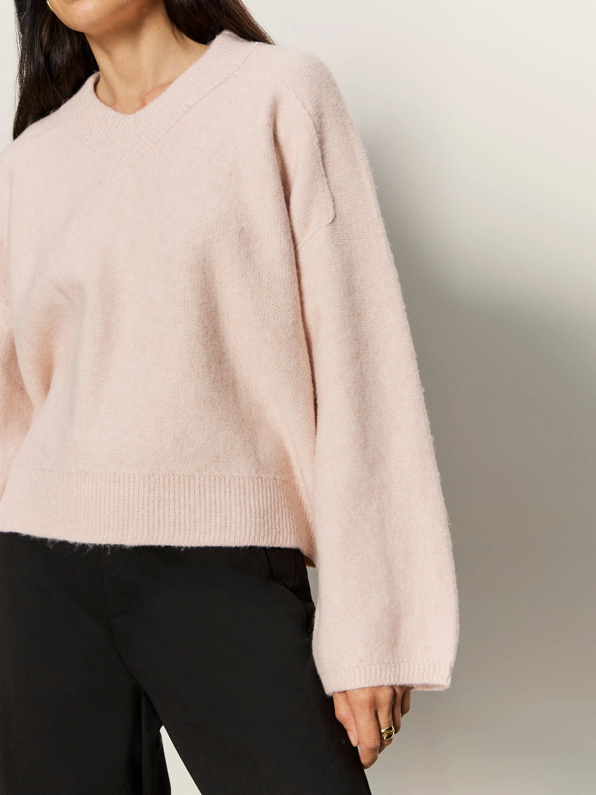 Premium Knit Dreamy V Neck Sweater Heather Rose
