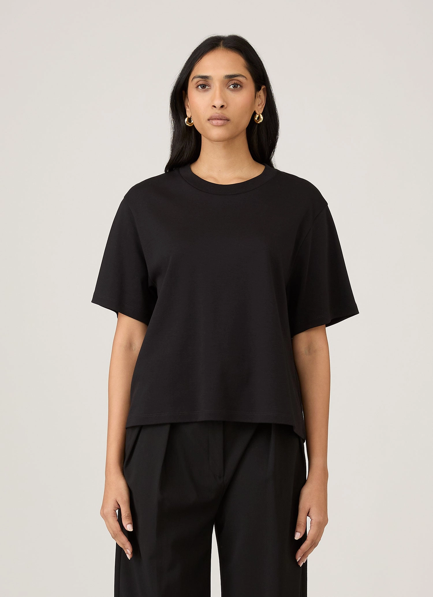 Quality Cotton Women's Boxy Heavyweight T-shirt in Black