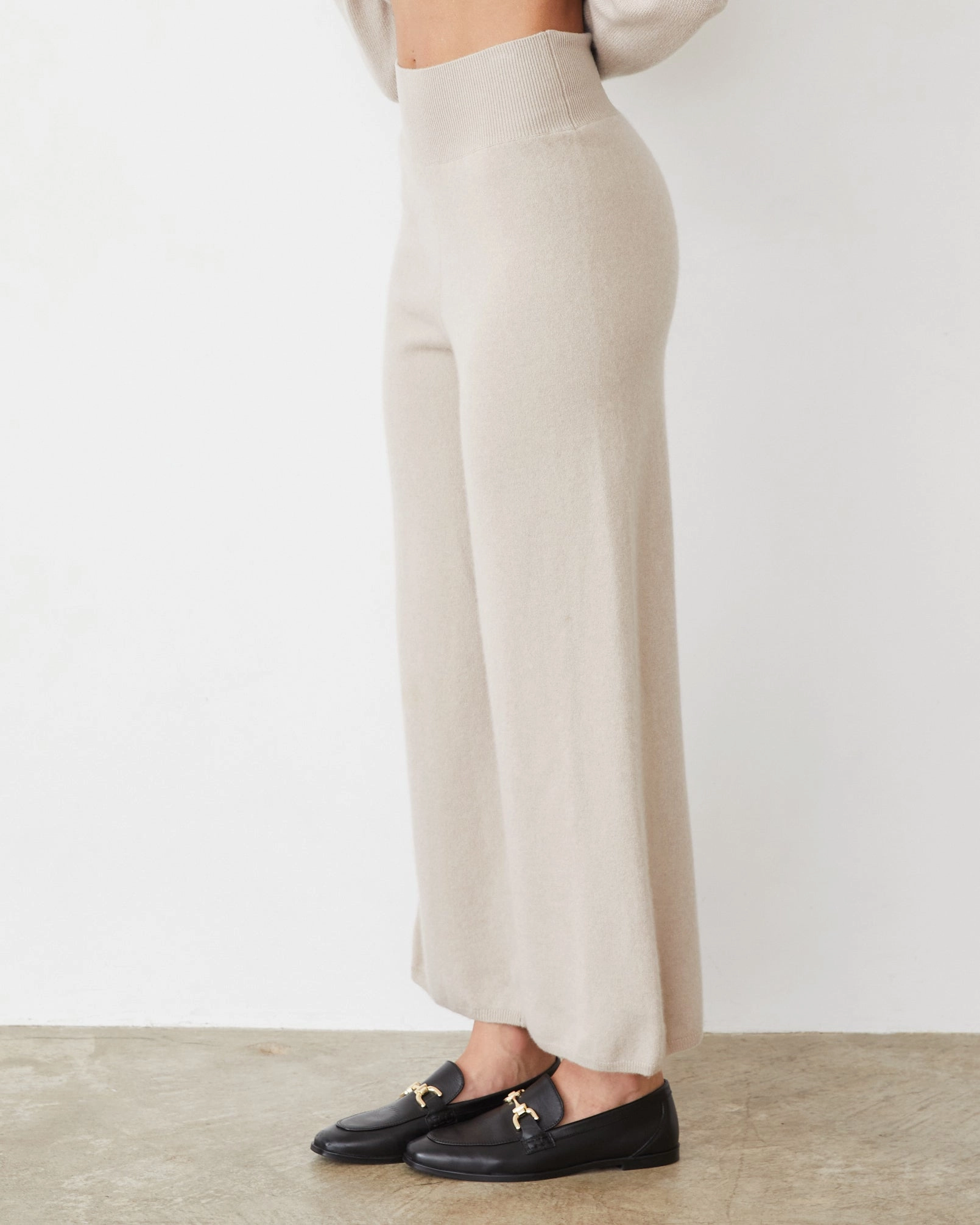 Refined fit Cashmere Crop Pant
