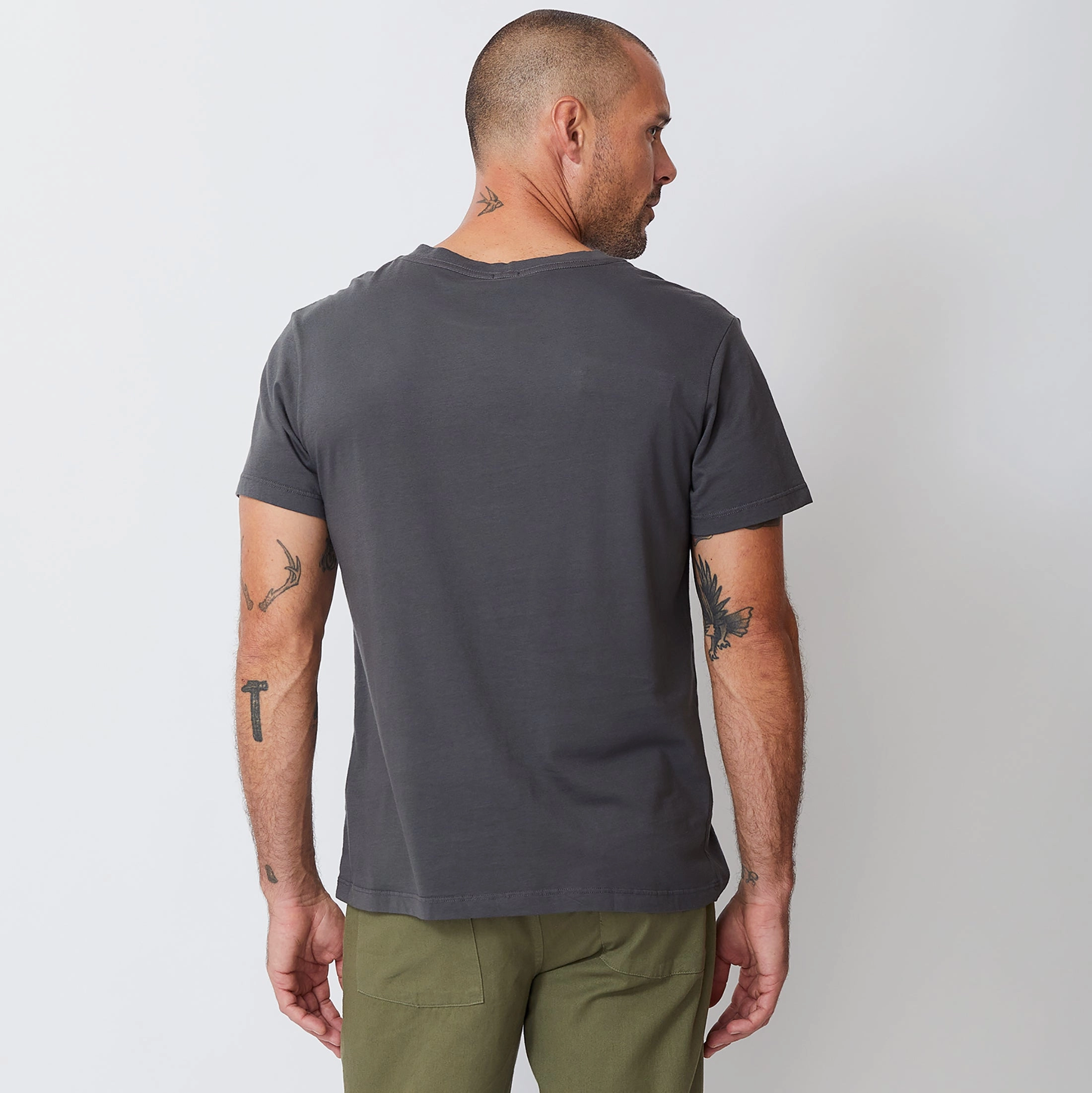 Relaxed Crew Sharp Fit