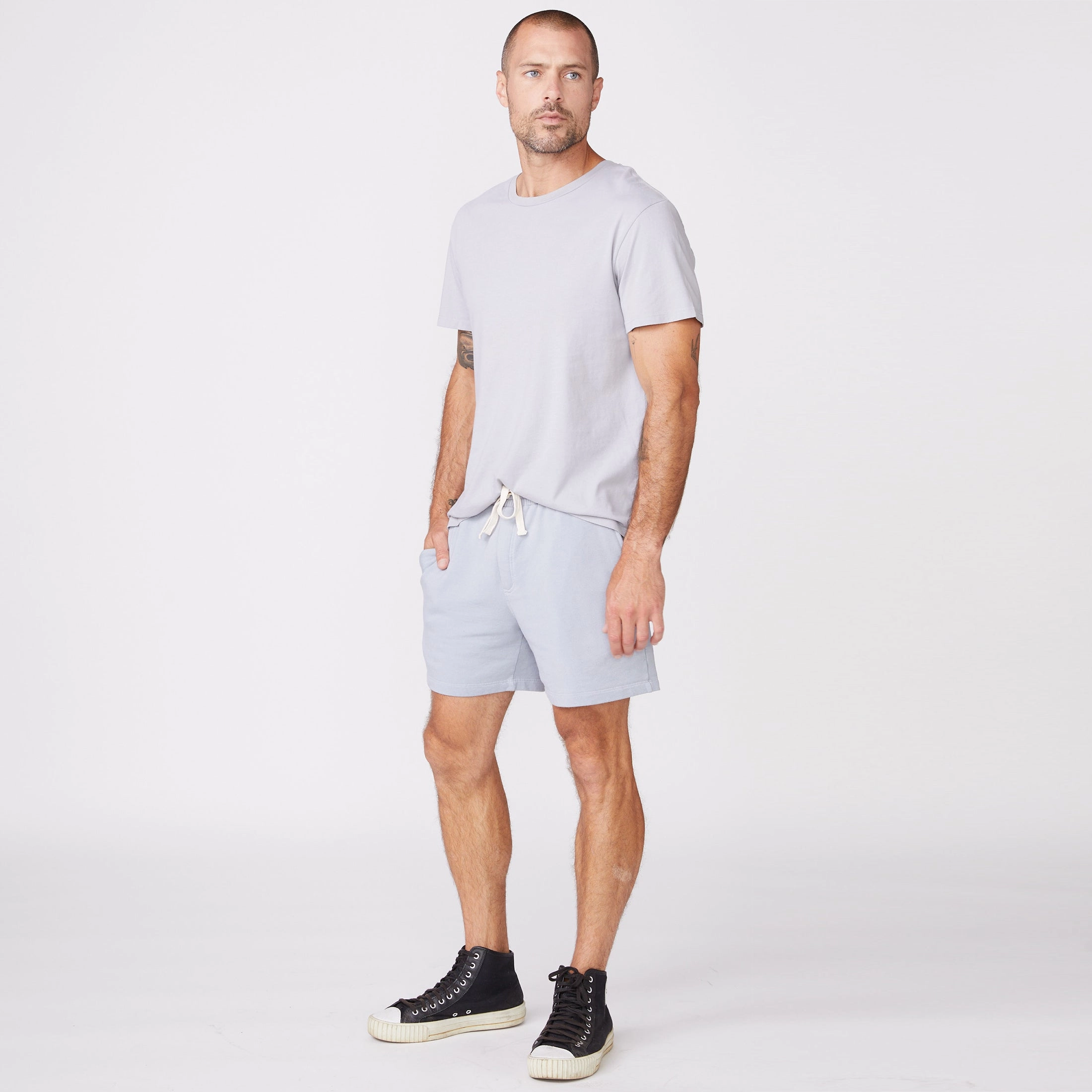 Relaxed Crew Sharp Trend