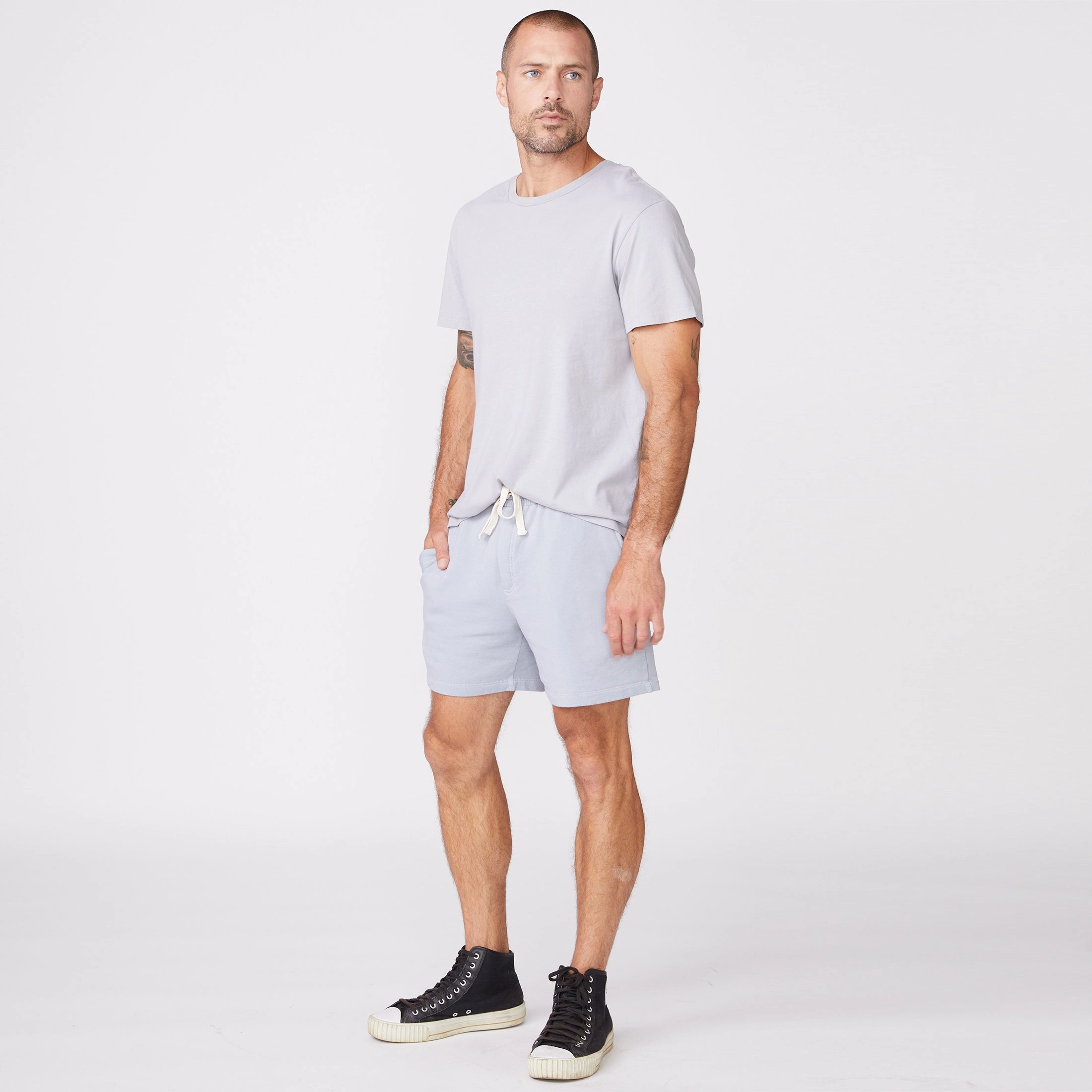 Relaxed Crew Sharp Trend