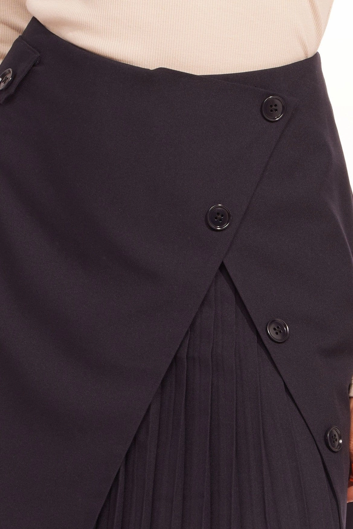 Relaxed Drape Tailored Pleated Mini Skirt-Black