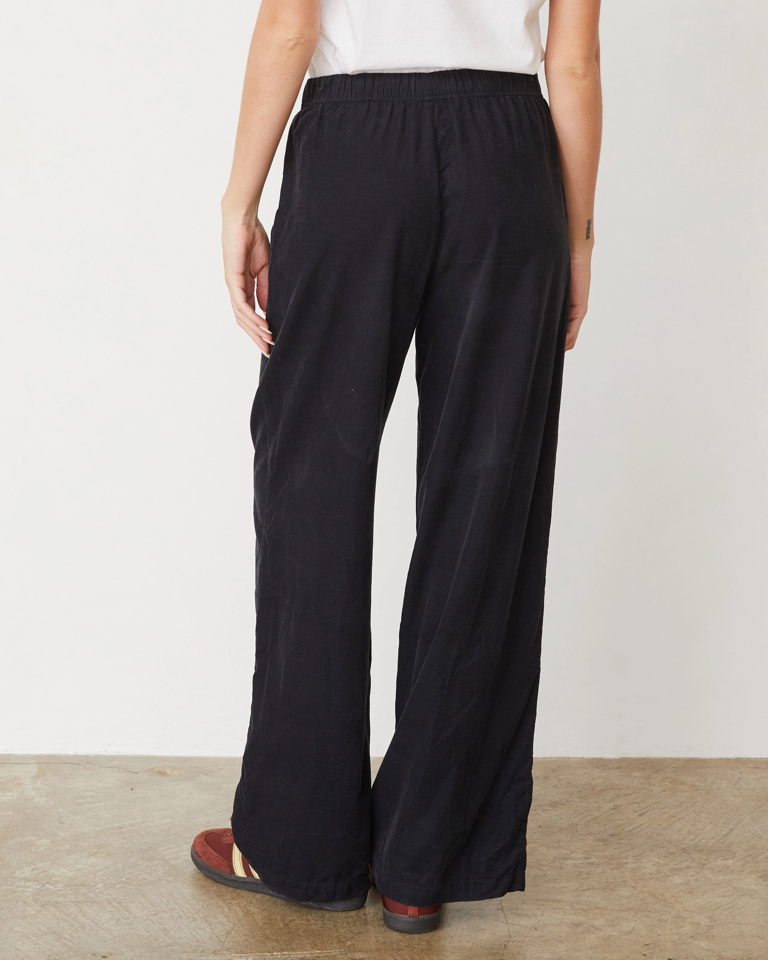 Relaxed Fashion Mini Corduroy Boxer Pant
