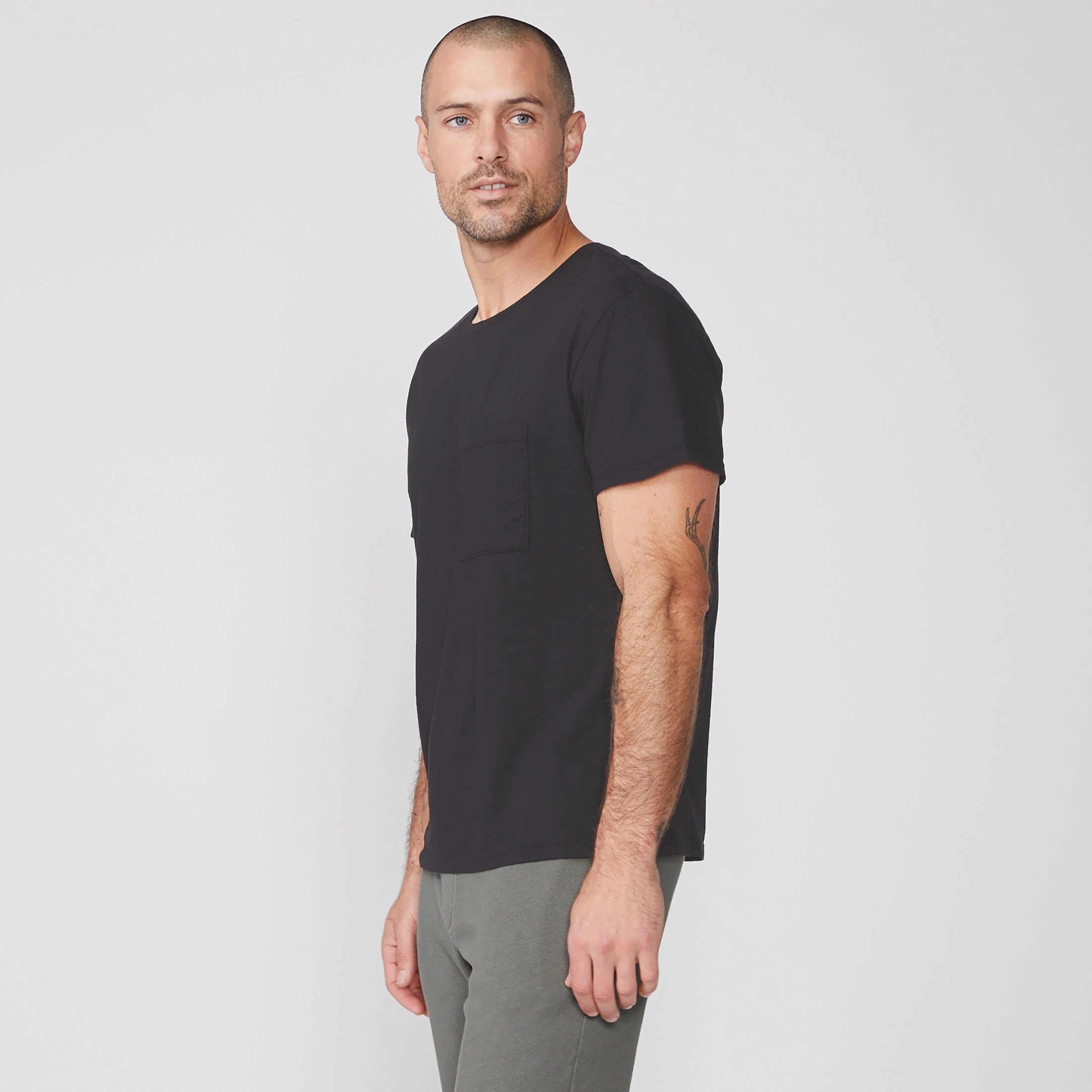 Relaxed Pocket Crew Classic Edge