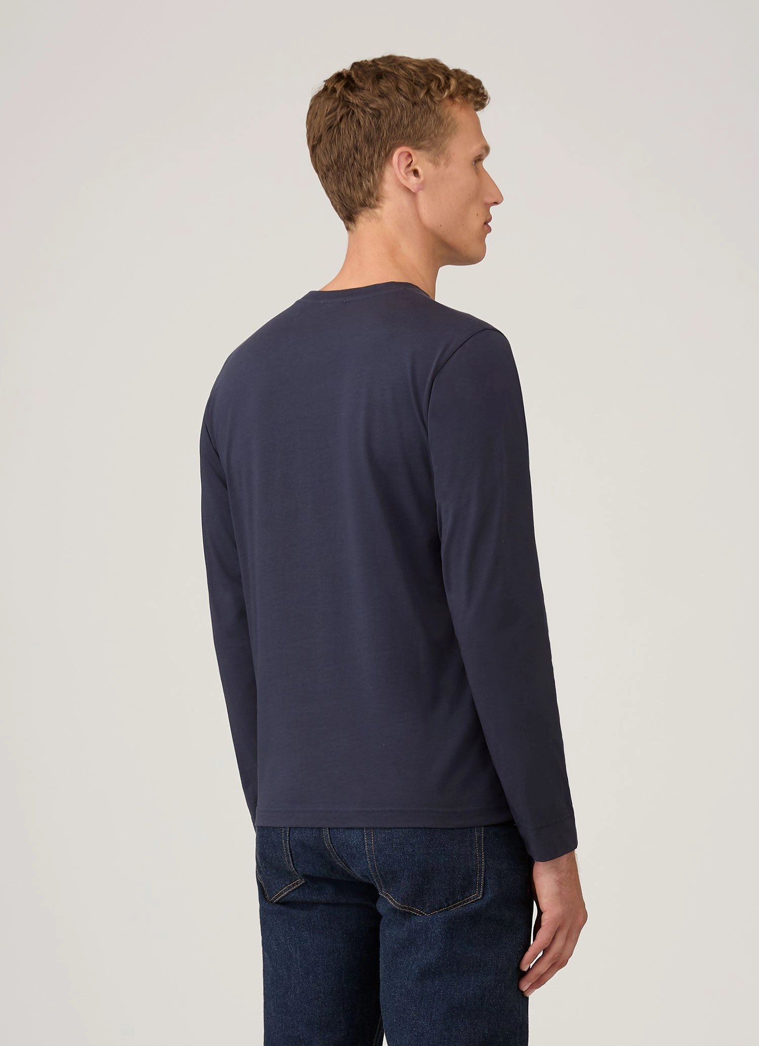 Relaxed Profile Party Men's Long Sleeve Riviera T-shirt in Navy