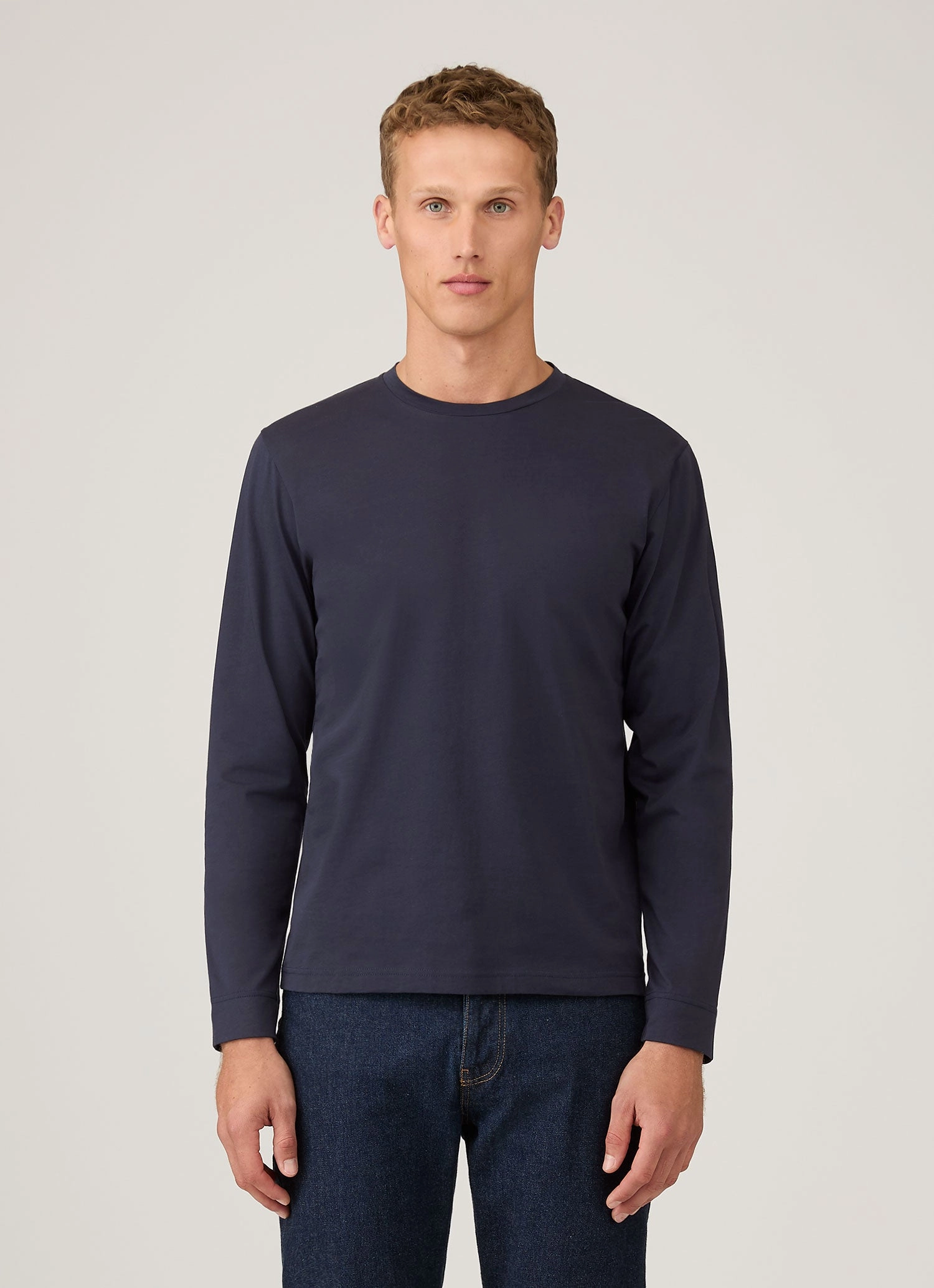 Relaxed Profile Party Men's Long Sleeve Riviera T-shirt in Navy
