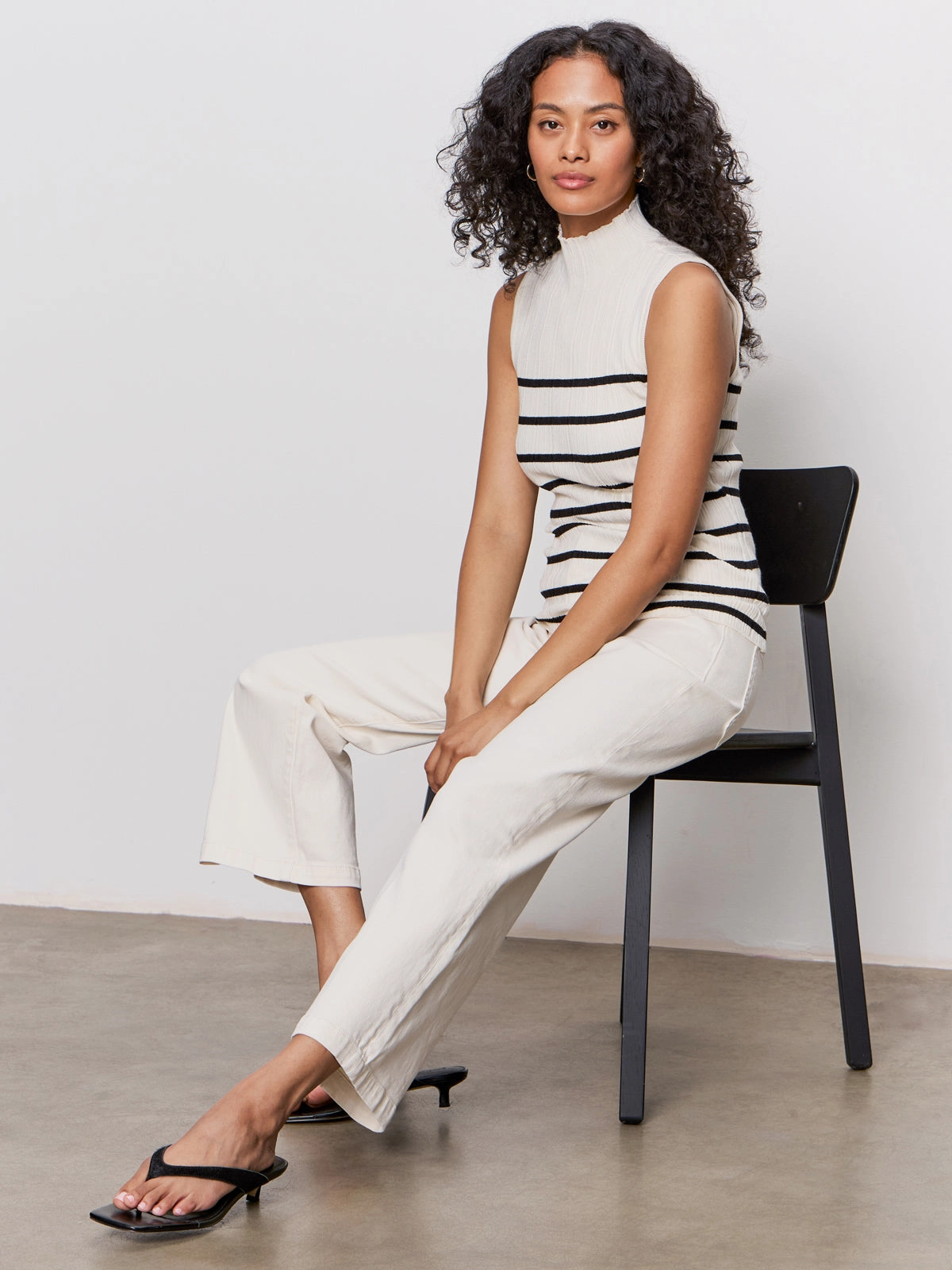 League Crop Jeans Light Oat Mid-rise fit Detachable belt