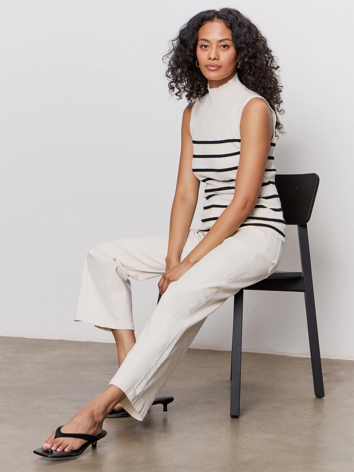 Lined interior League Crop Jeans Light Oat