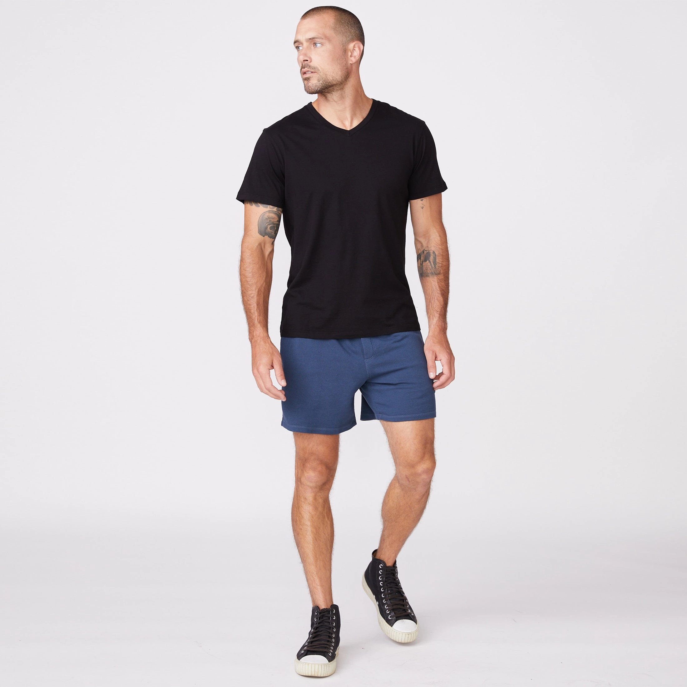 Relaxed V Stylish Elegance Cut