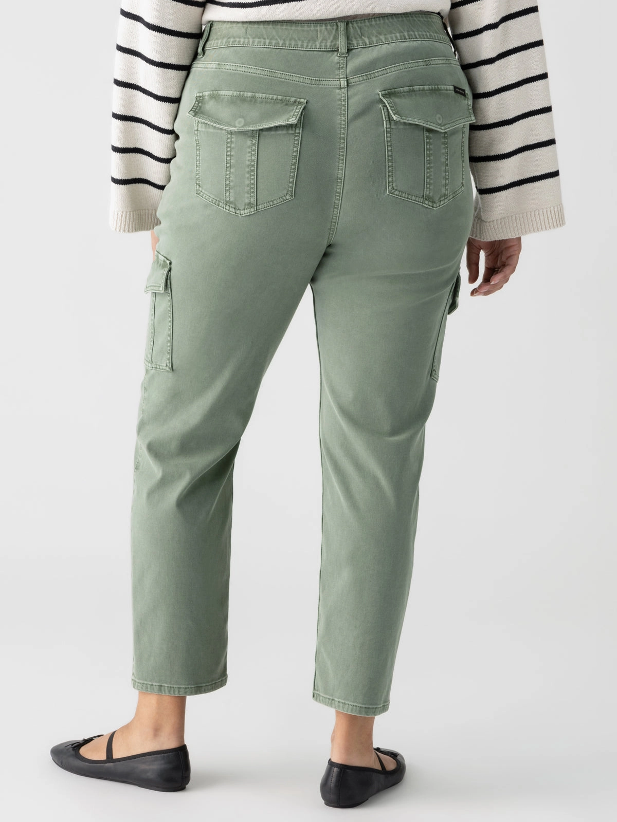 Relaxed Waist Sculpted Hayden Cargo Standard Rise Pant Dark Spruce Extended Sizing