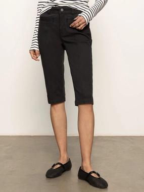 Soft Touch striped element Sculpted Decks High Rise Capri Pant Black