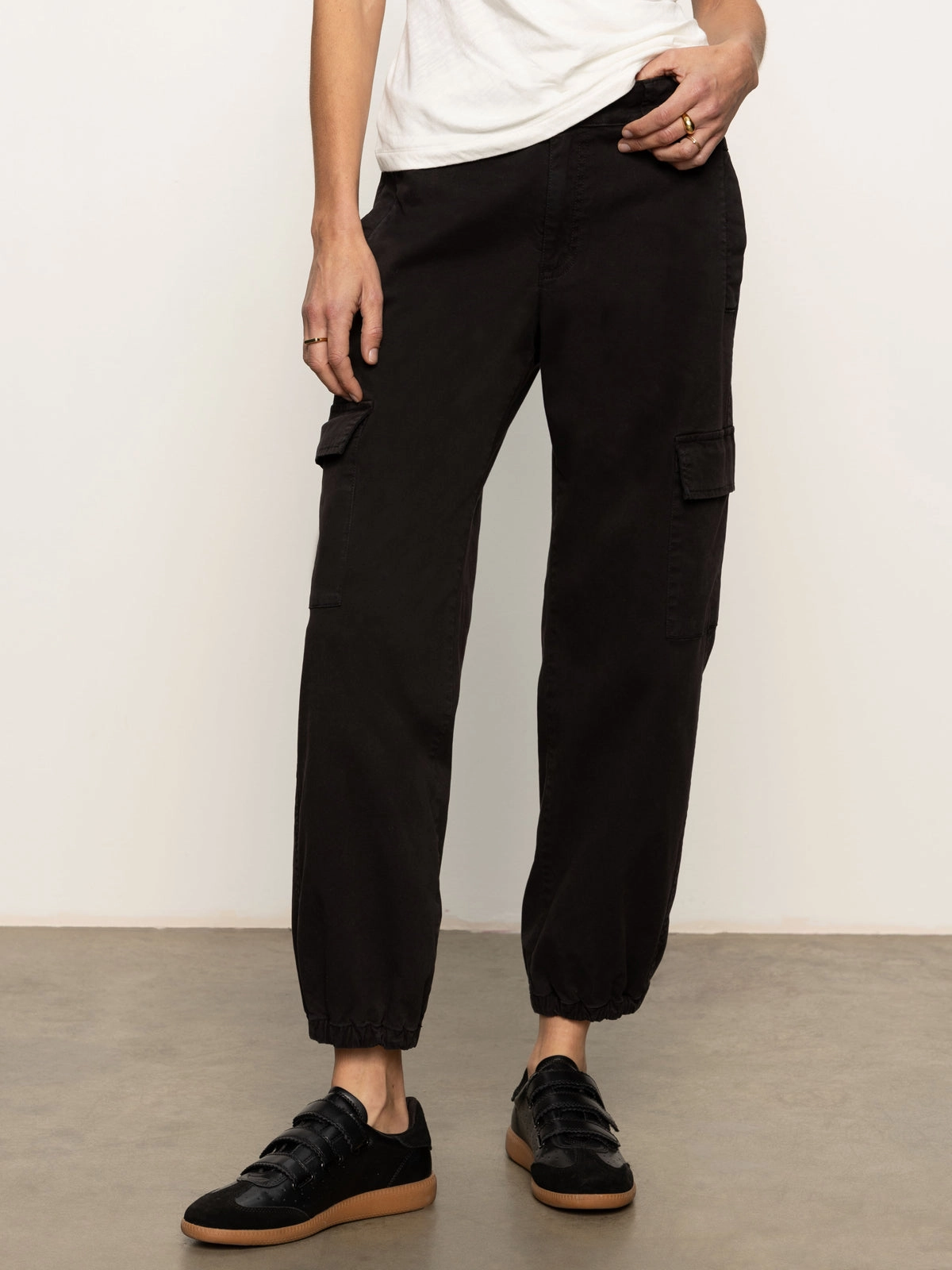 height-enhancing design On The Go Take Over Jogger Mid-Rise Pant Black