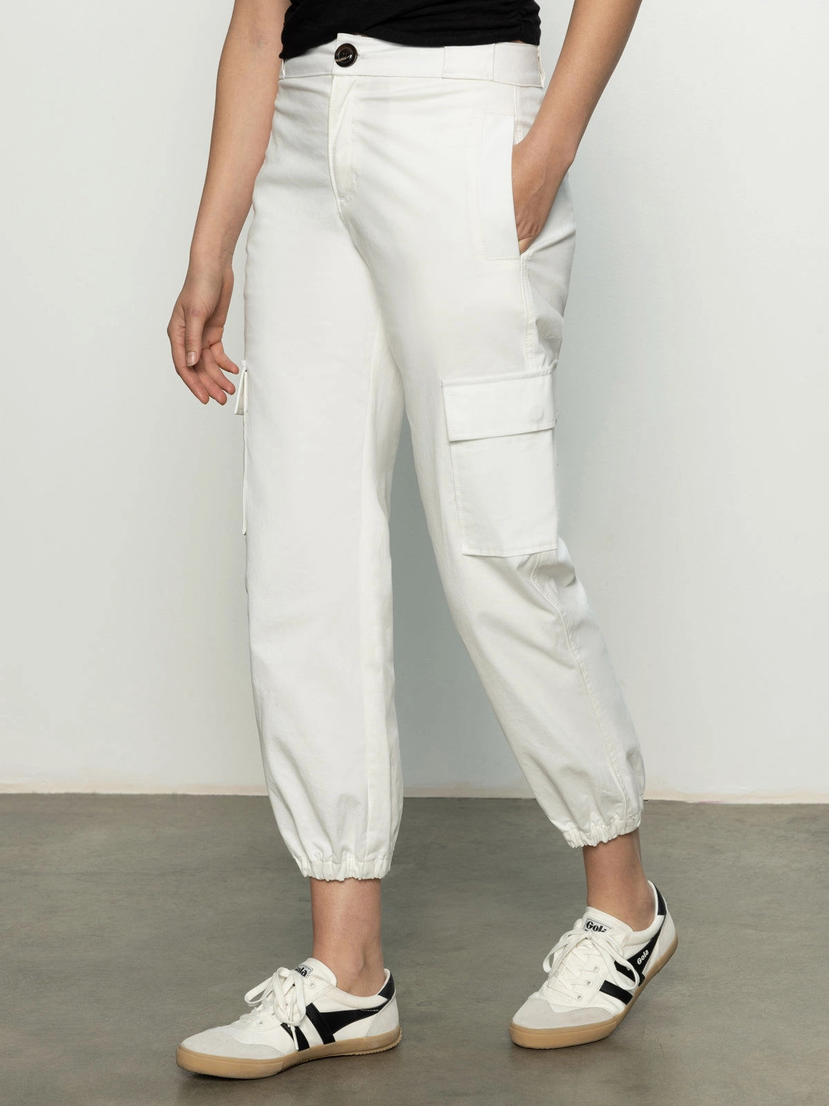 Sexy Take Over Jogger Mid-Rise Pant Bleached White