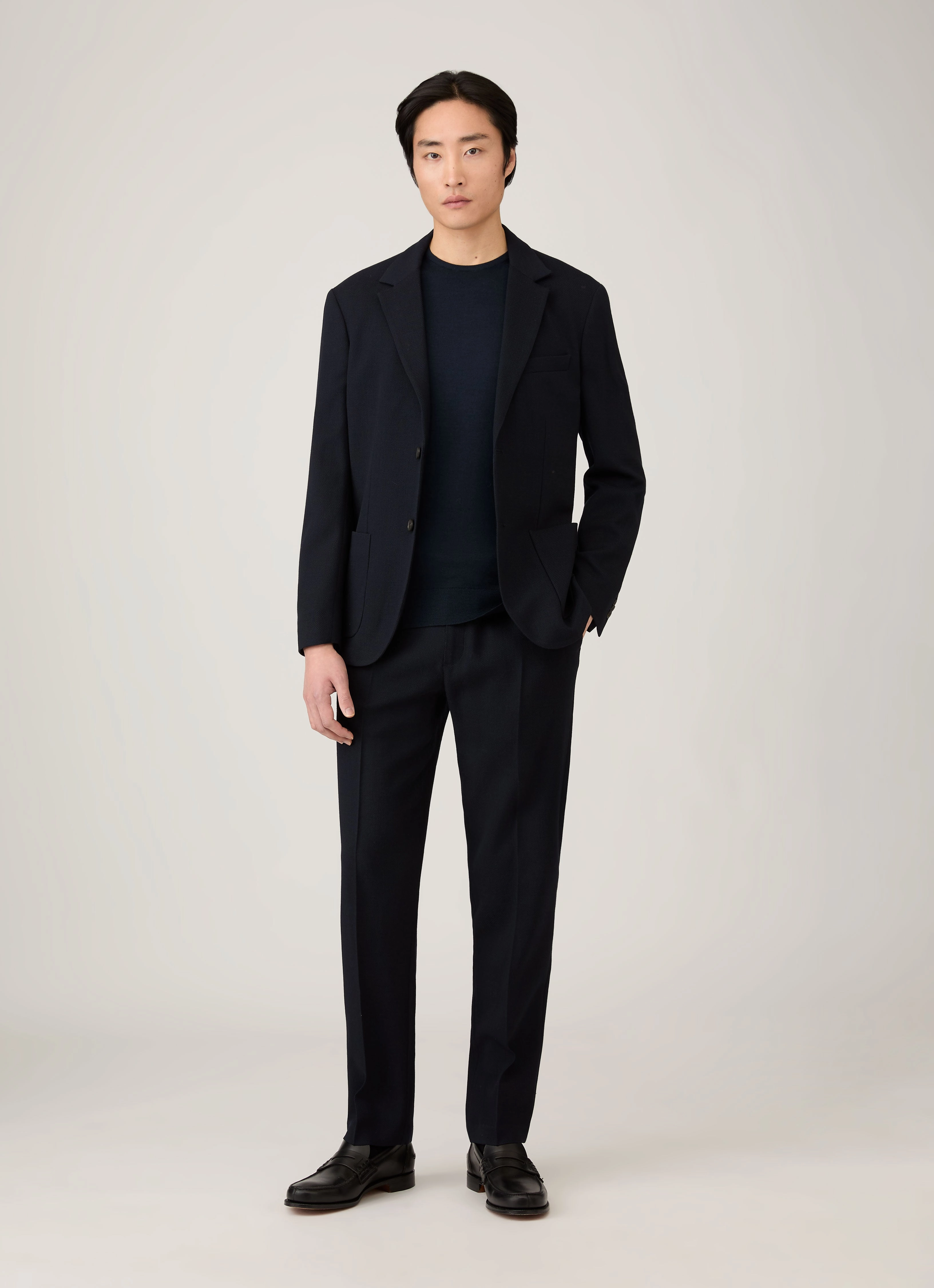 Short Sleek Men's Extra-Fine Merino Crew Neck in Navy