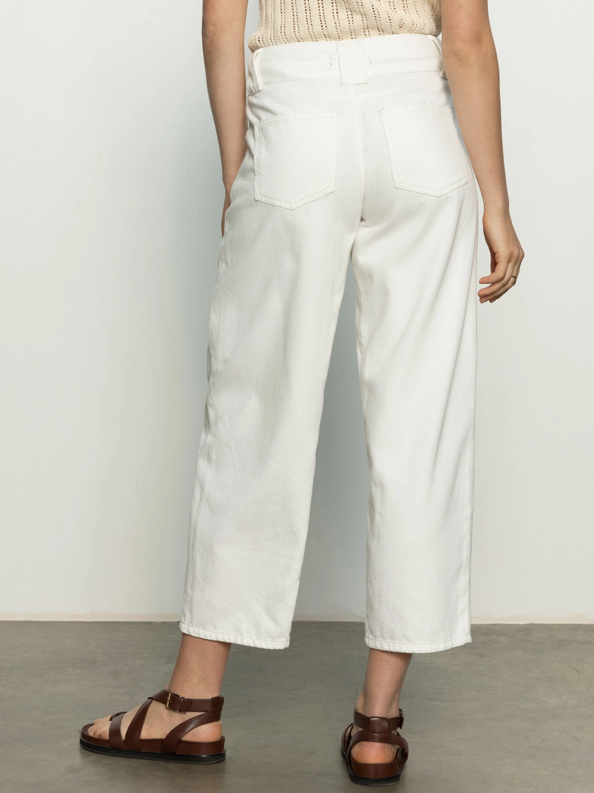 Side Car Semi High Rise Barrel Jeans Bleached White elegant design