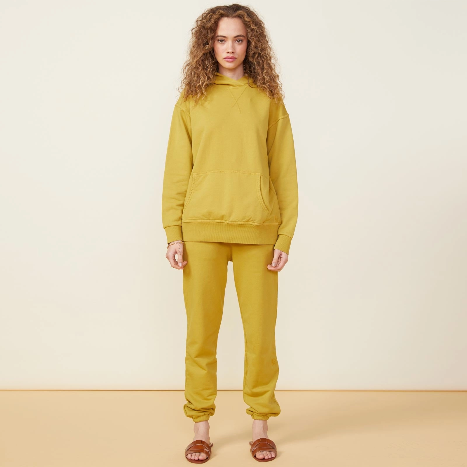 Simplified Style 90's Classic Hoody