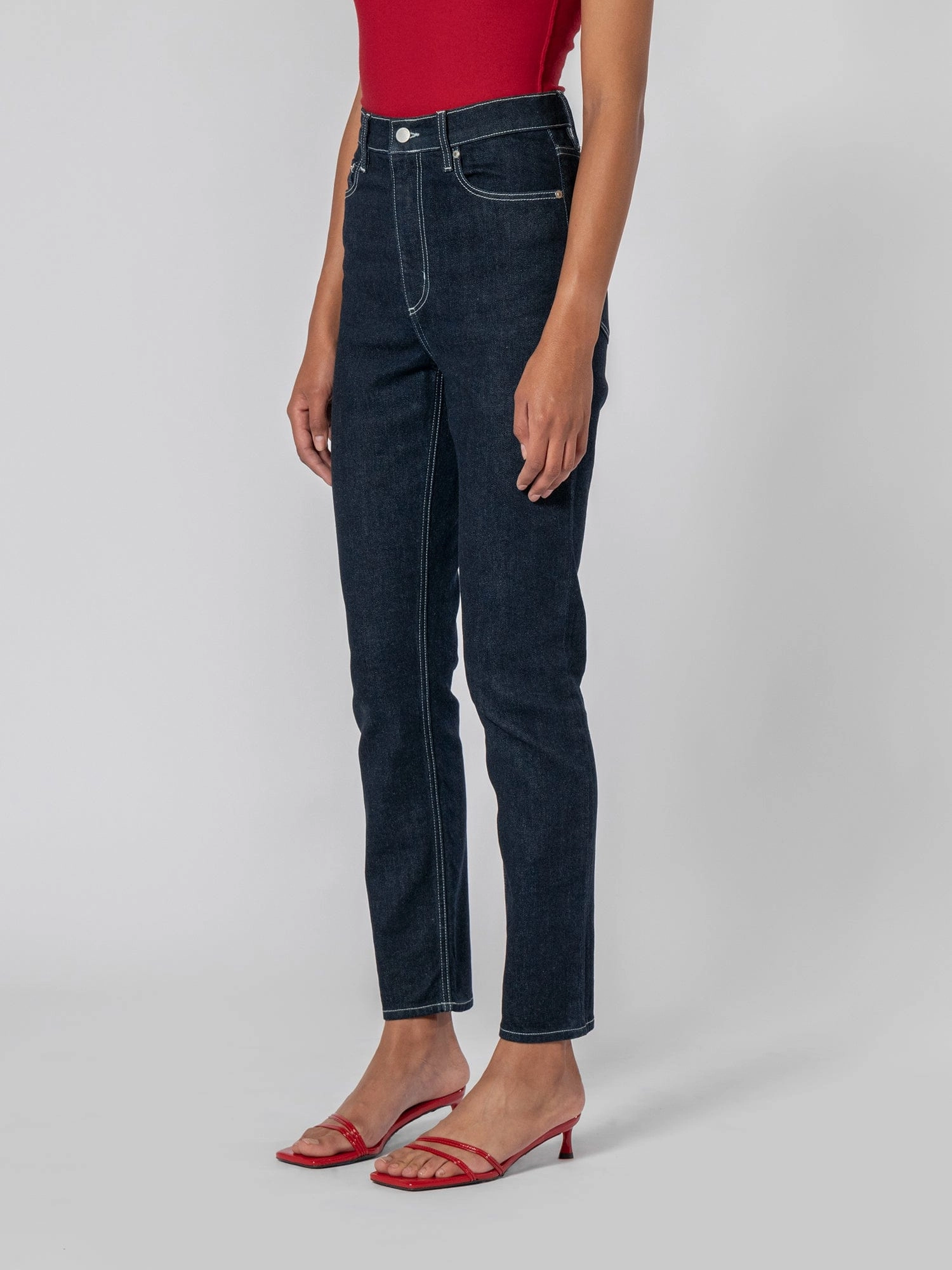 Sleek Form Frankie Jean Fierce