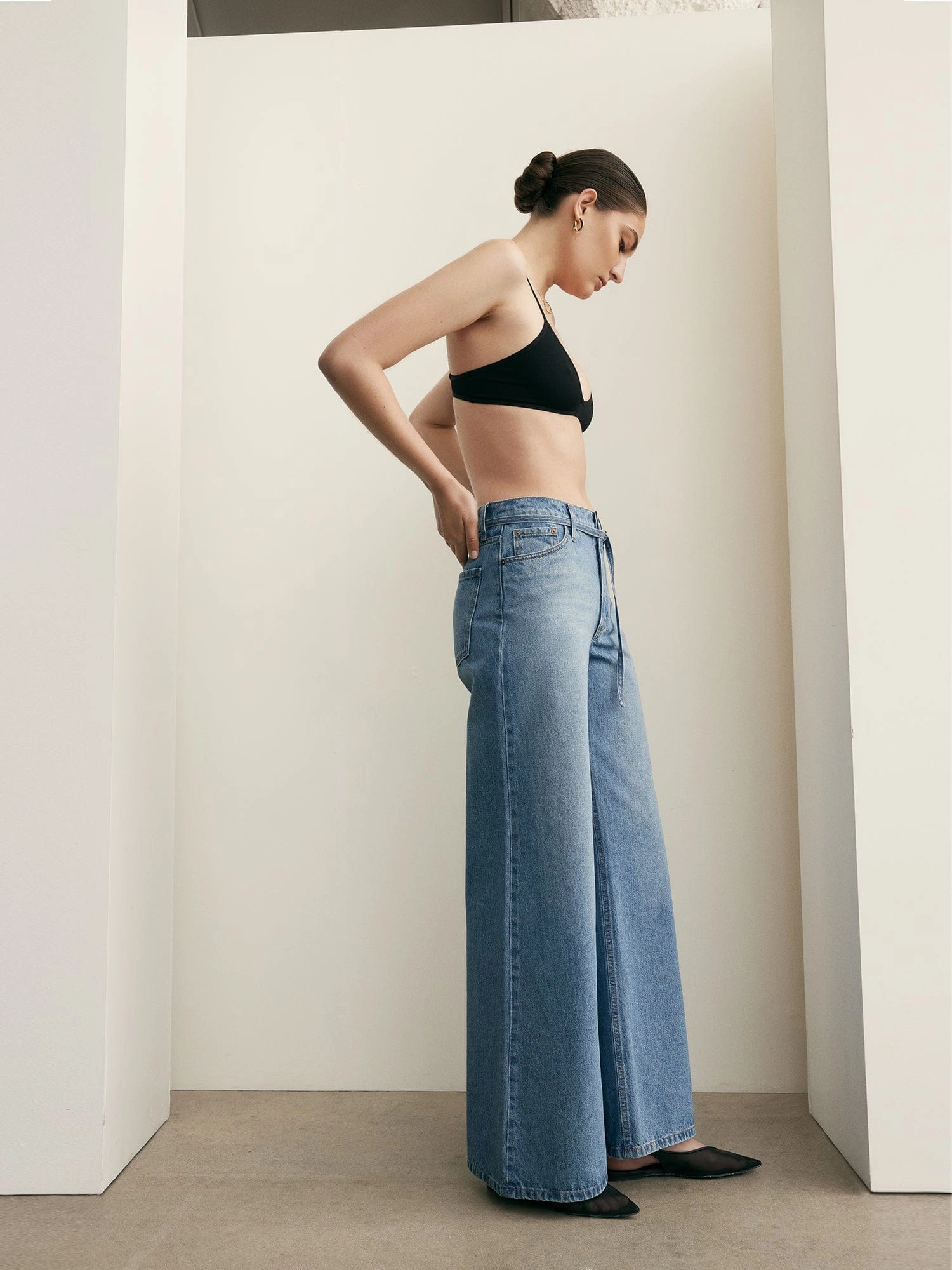 Sleek Line Carly Jean Liberty