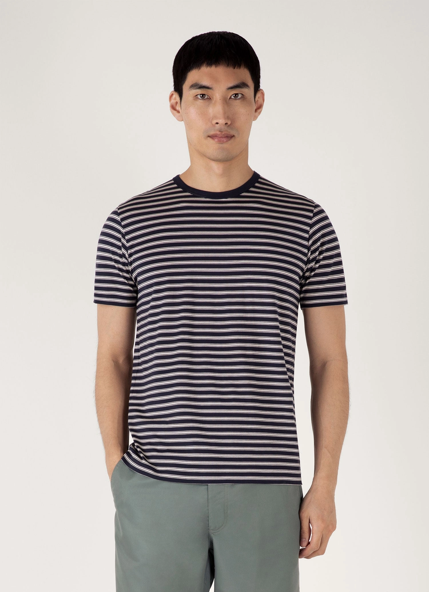 Sleek Look Men's Classic T-shirt in Navy/Undyed