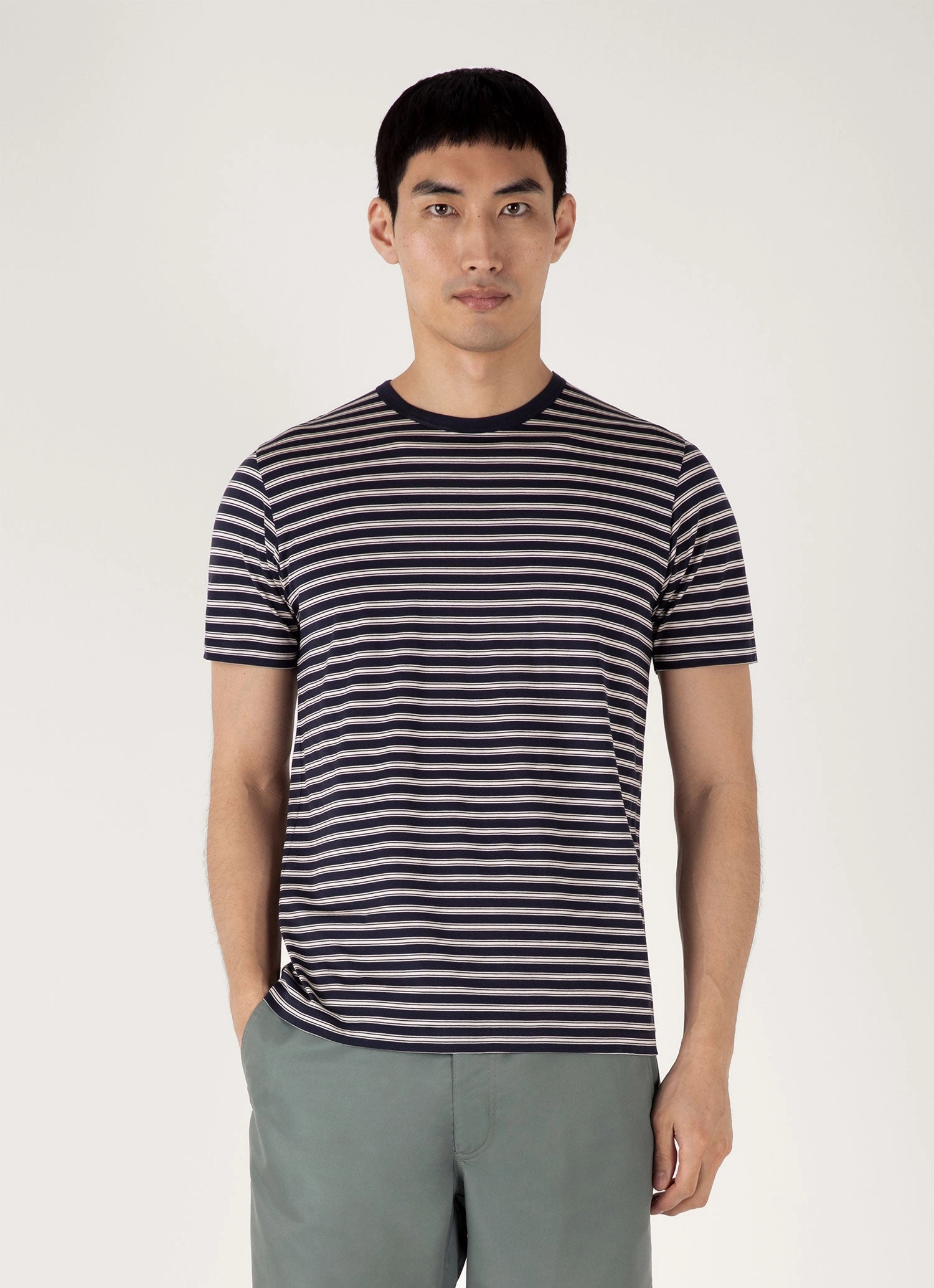 Sleek Look Men's Classic T-shirt in Navy/Undyed