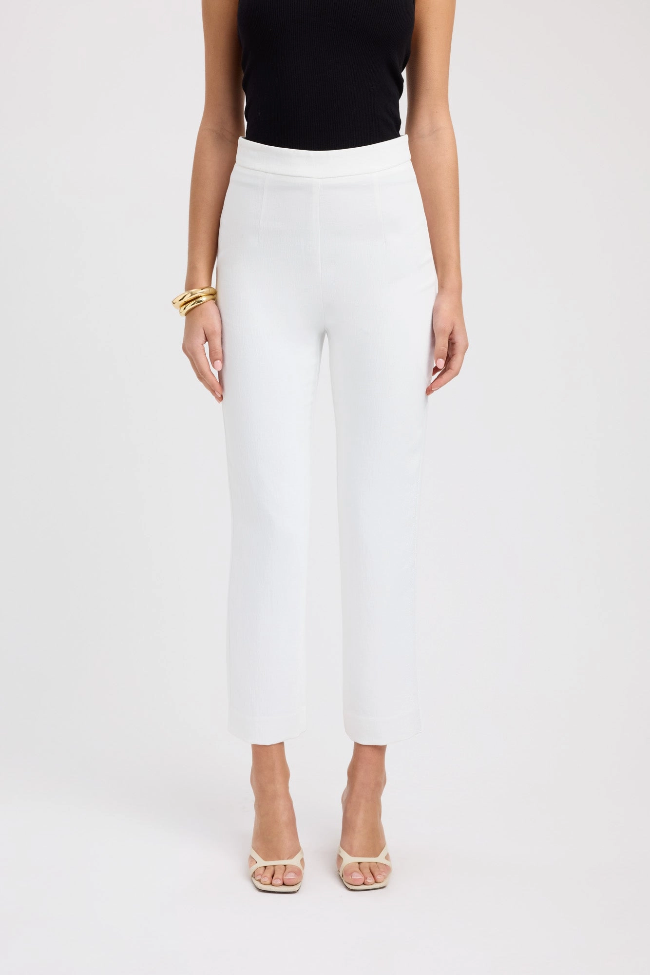 Sleek Waistband Oyster Core Pant