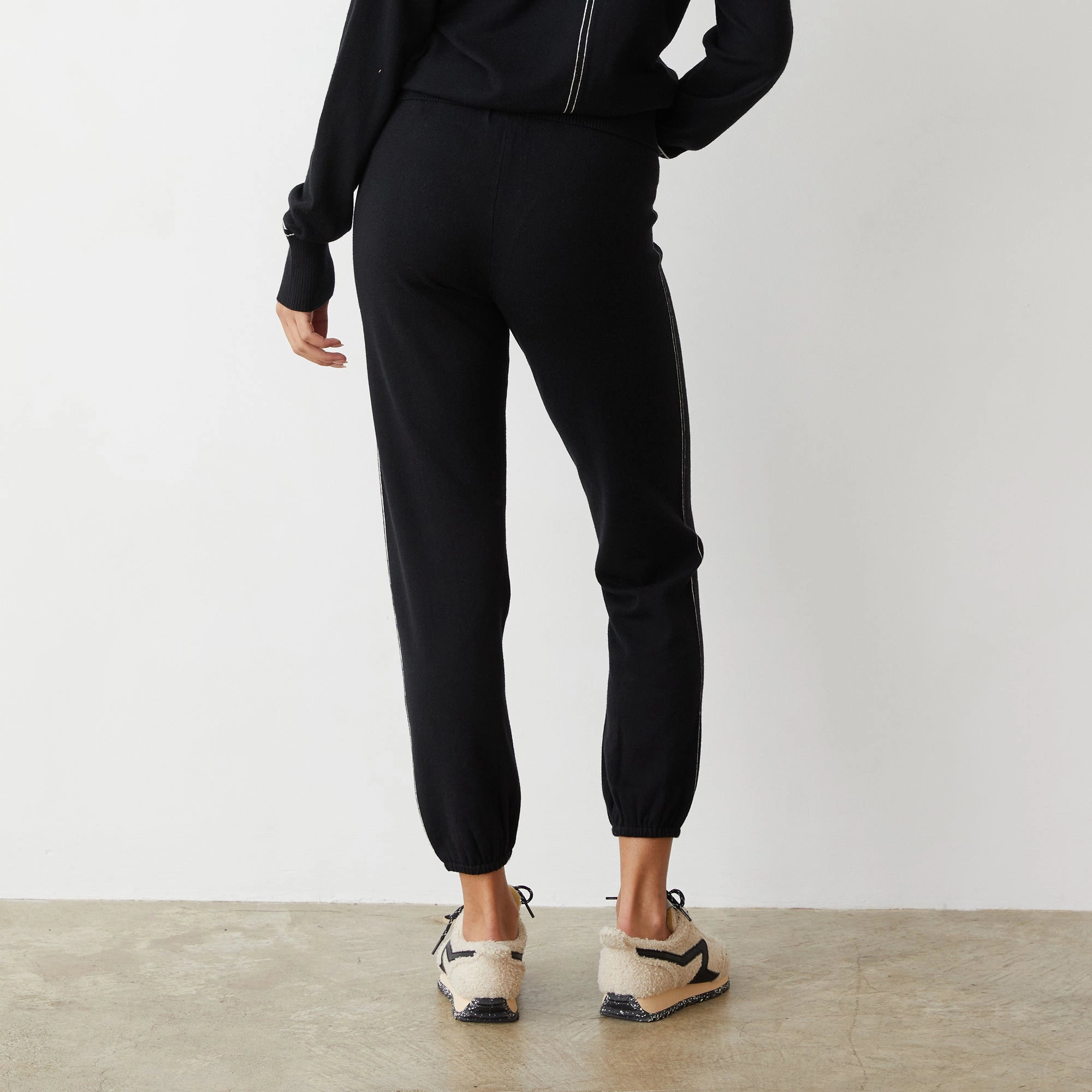 Slim-denim Lightknit Contrast Stitch Vintage Sweat