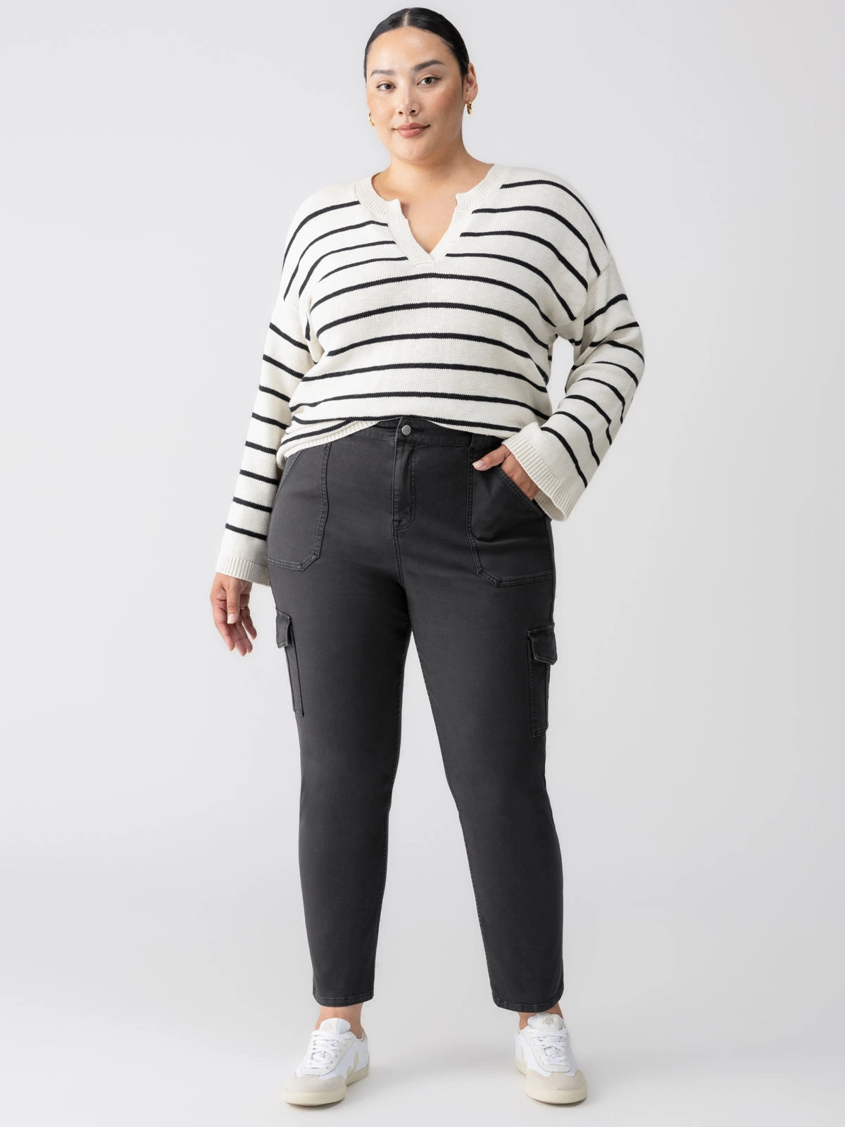 Slim Design Sculpted Hayden Cargo Standard Rise Pant Black Extended Sizing