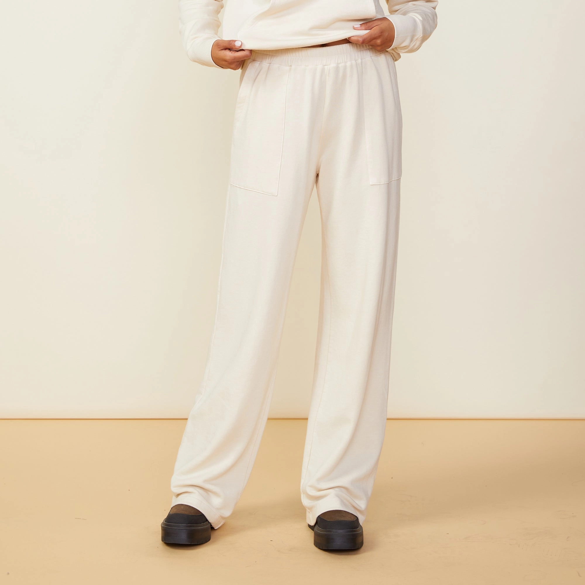 Slim Design Supersoft Fleece Patch Pocket Sweat